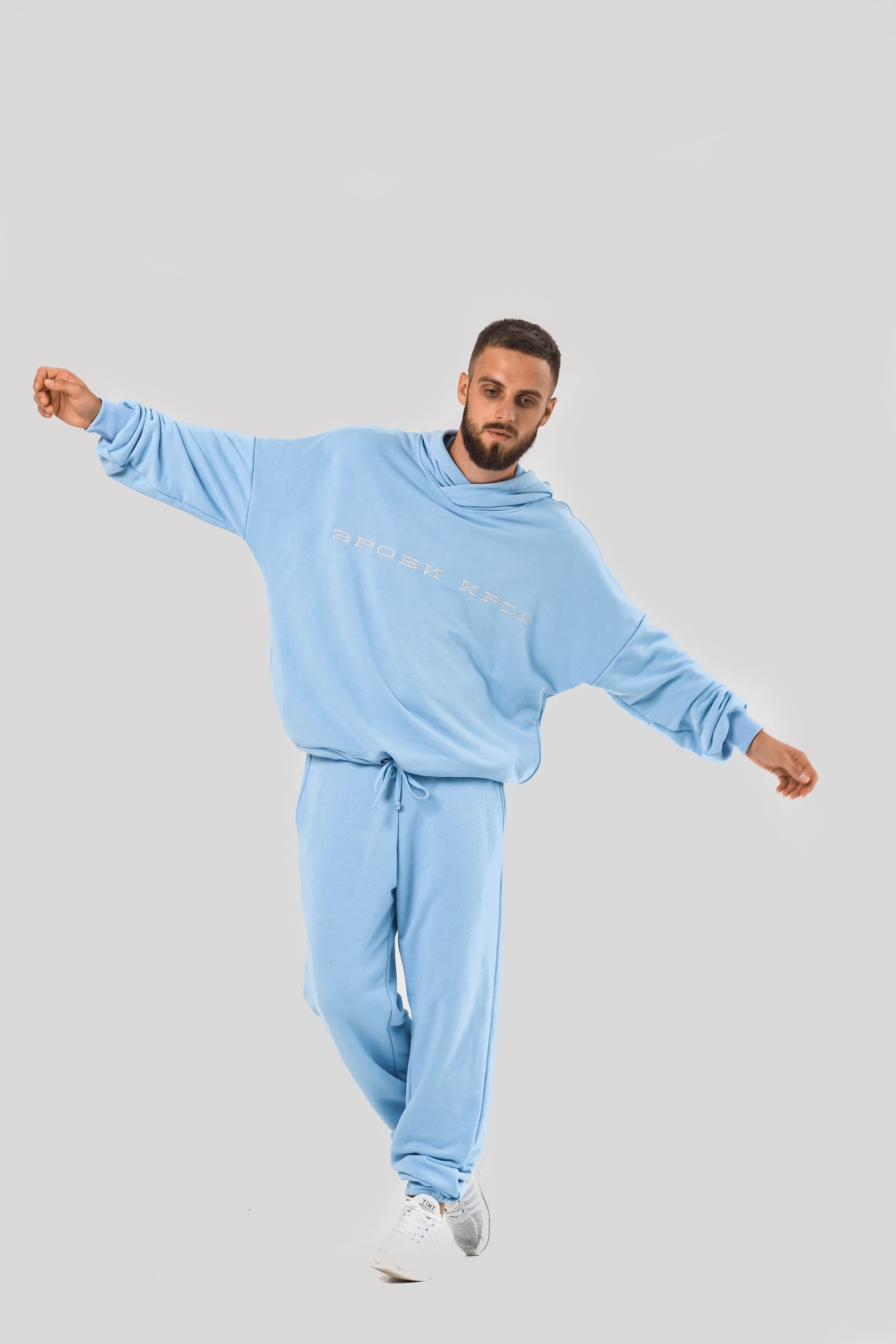 The suit is blue | owersize