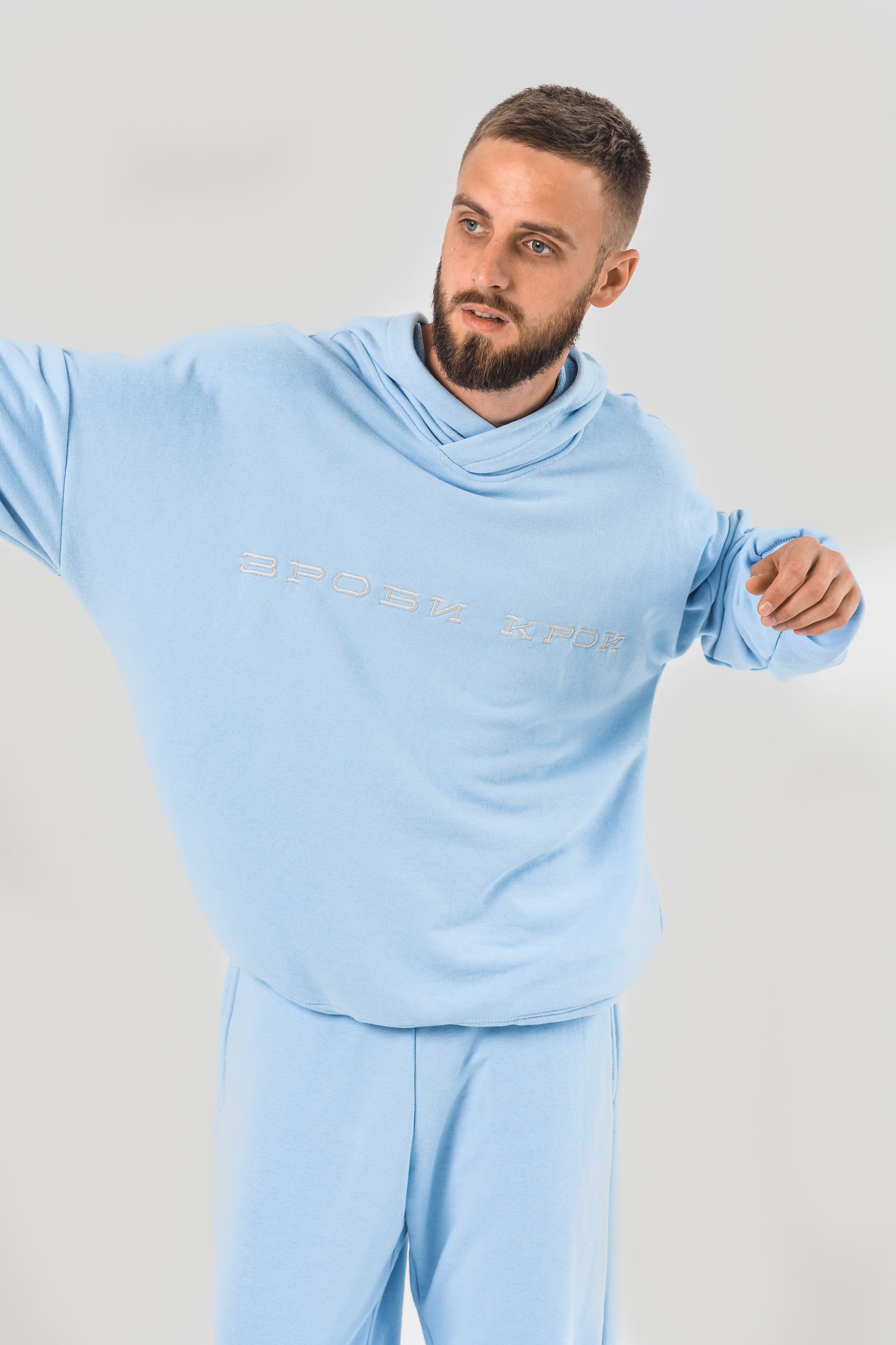 Huds are blue | owersize
