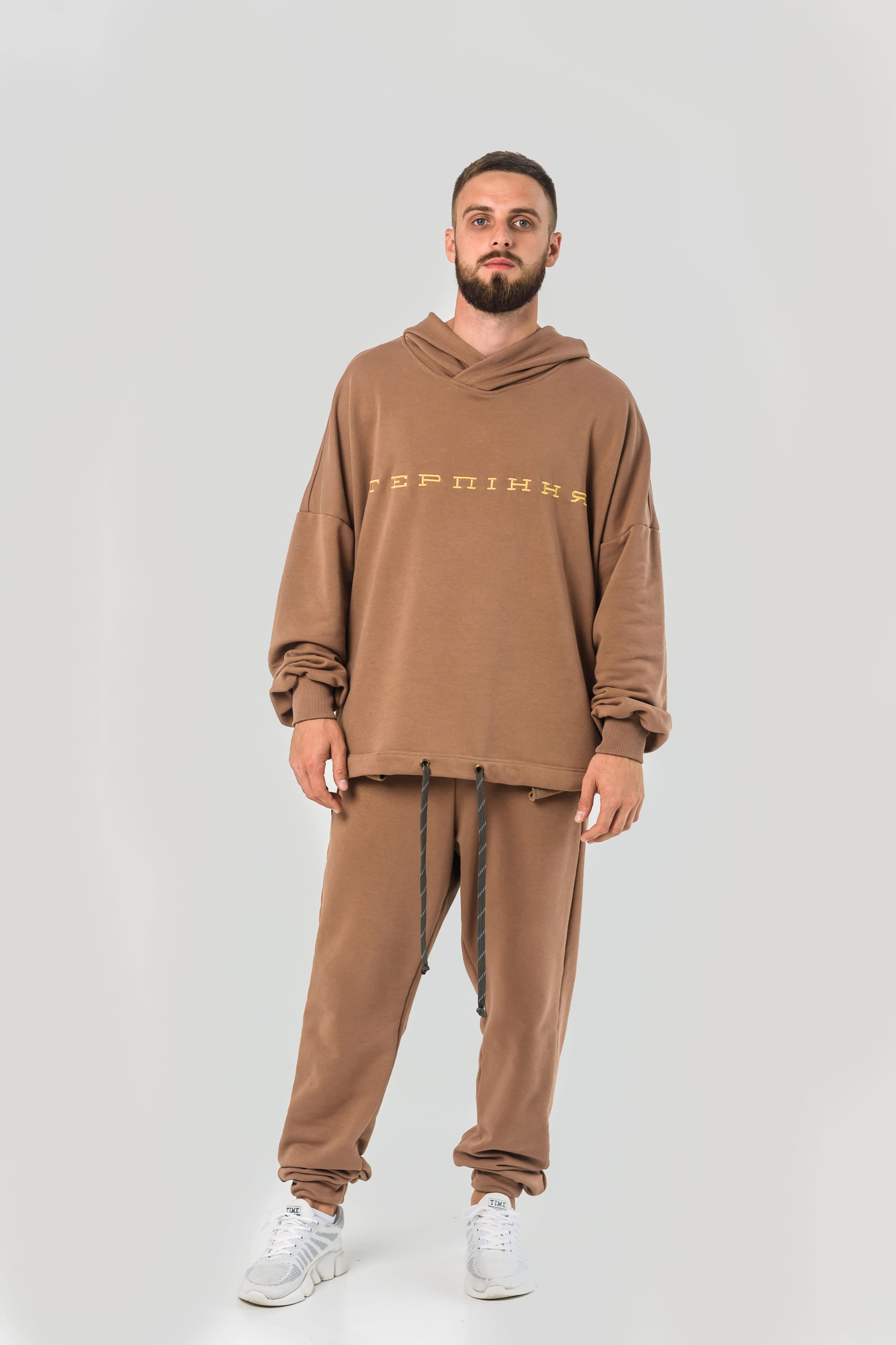 Beige costume