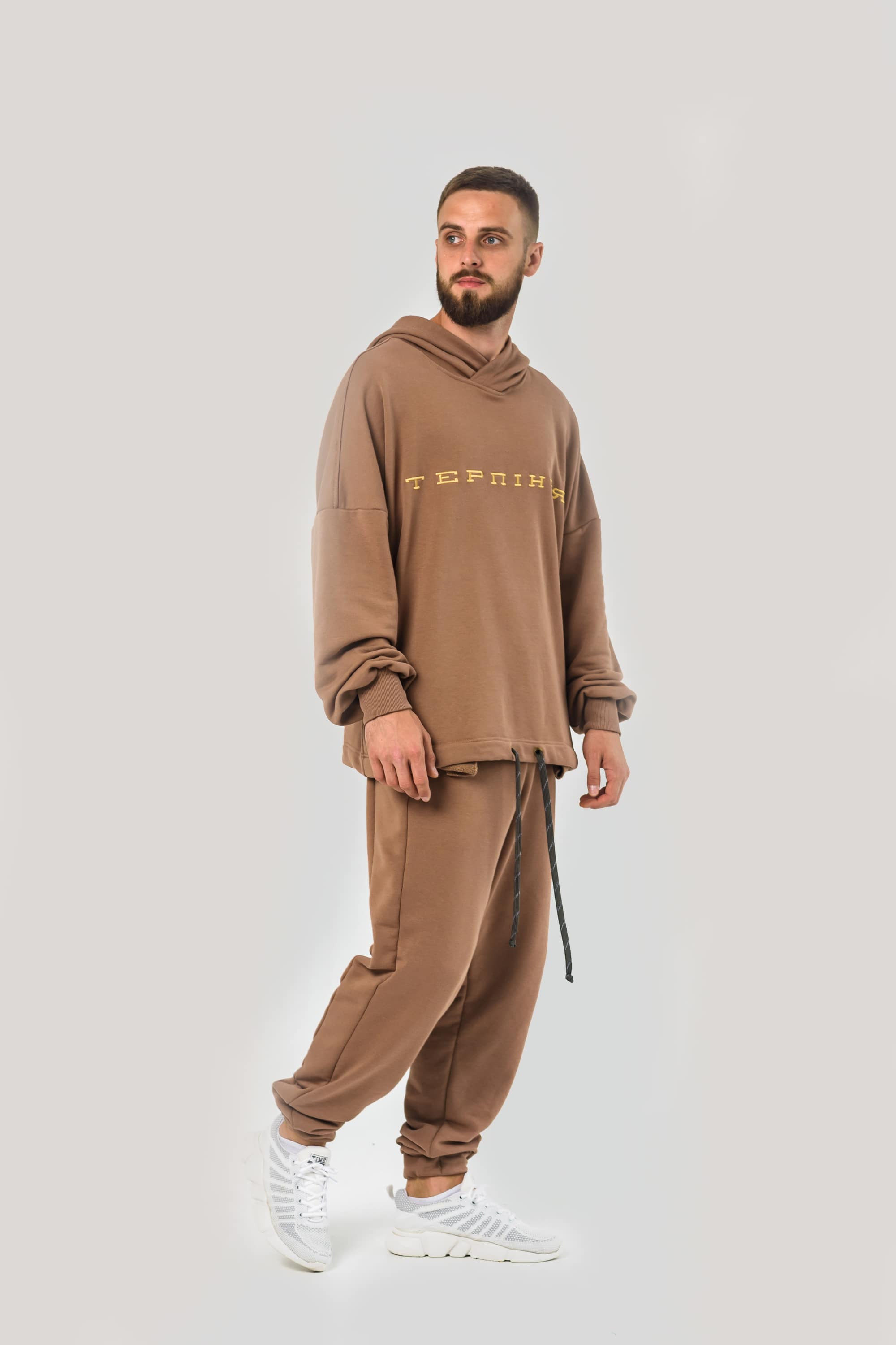 Beige costume