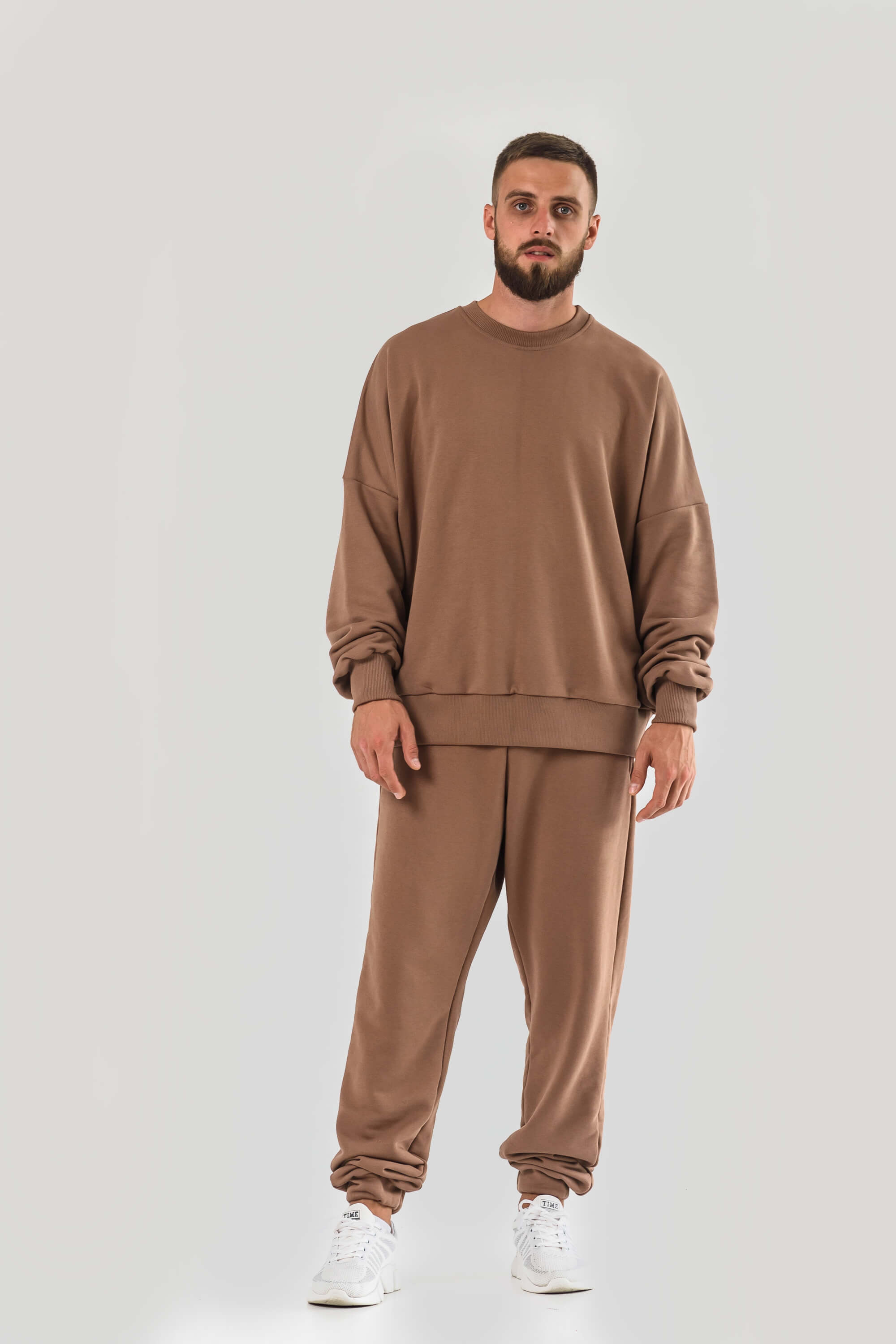 Beige sweatshirt