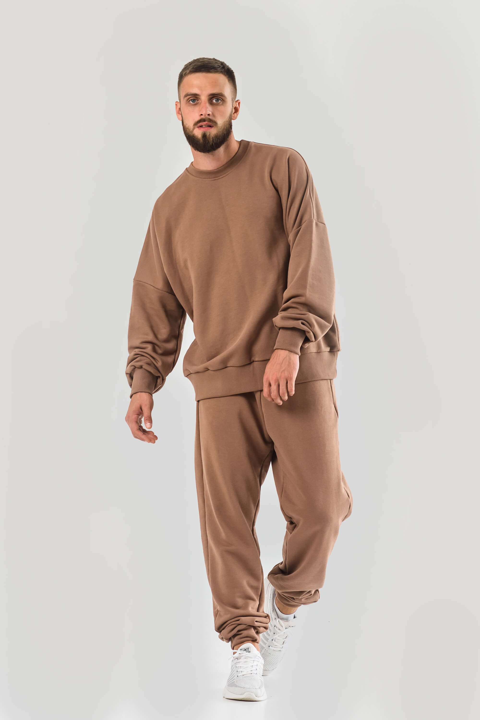 Beige sweatshirt