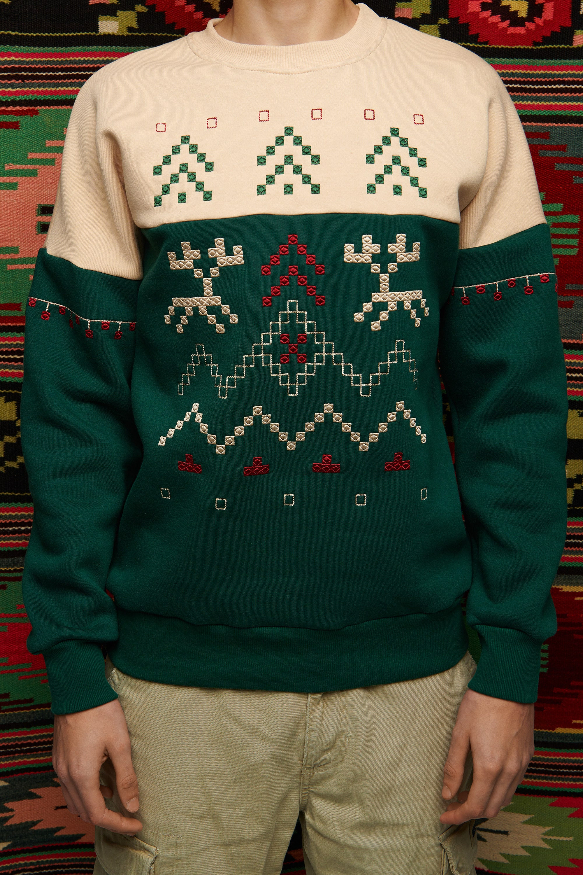Men's green sweatshirt December 1