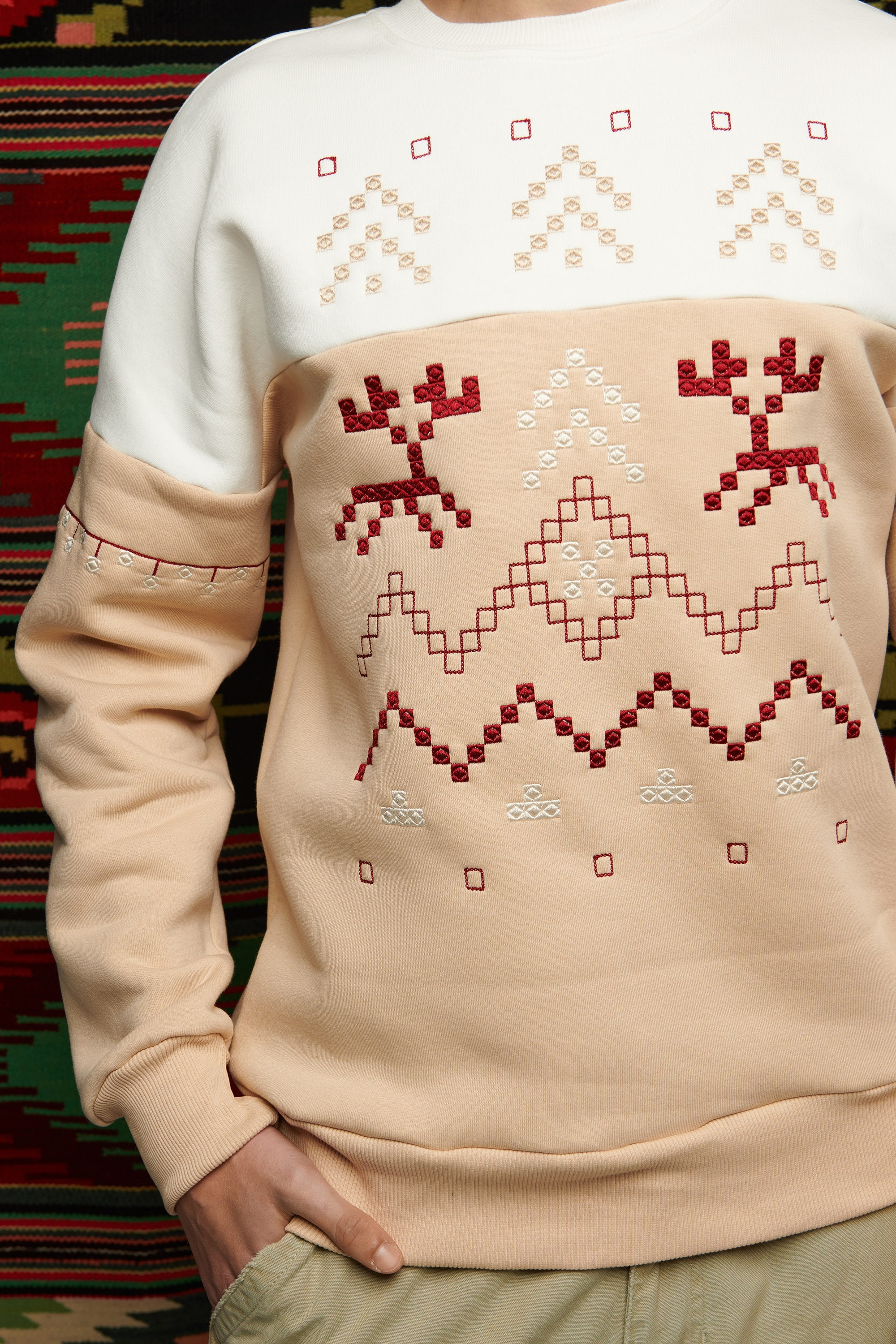 Men's beige sweatshirt December 3