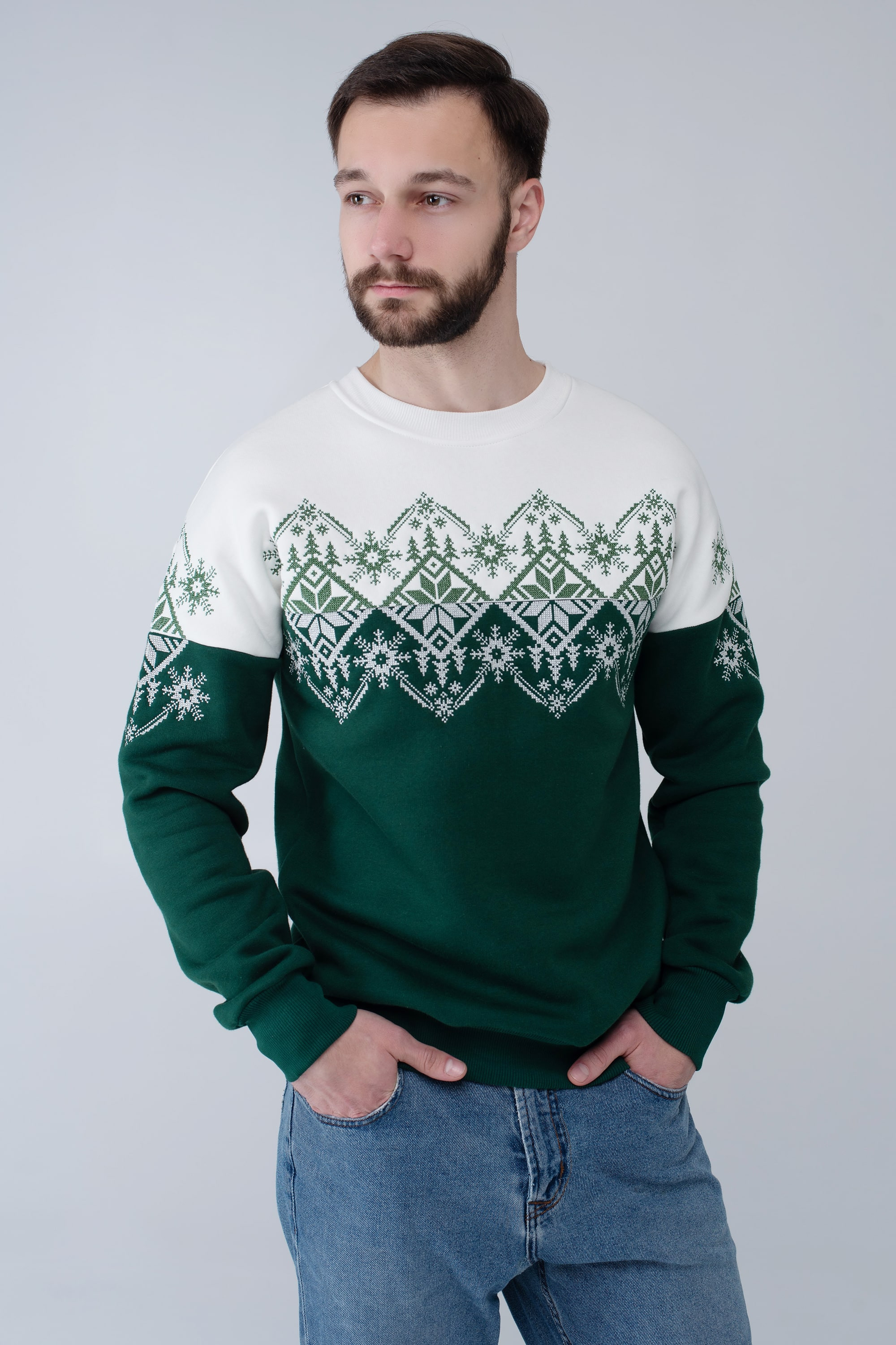 Male green New пYear's sweatshirt Snowflake