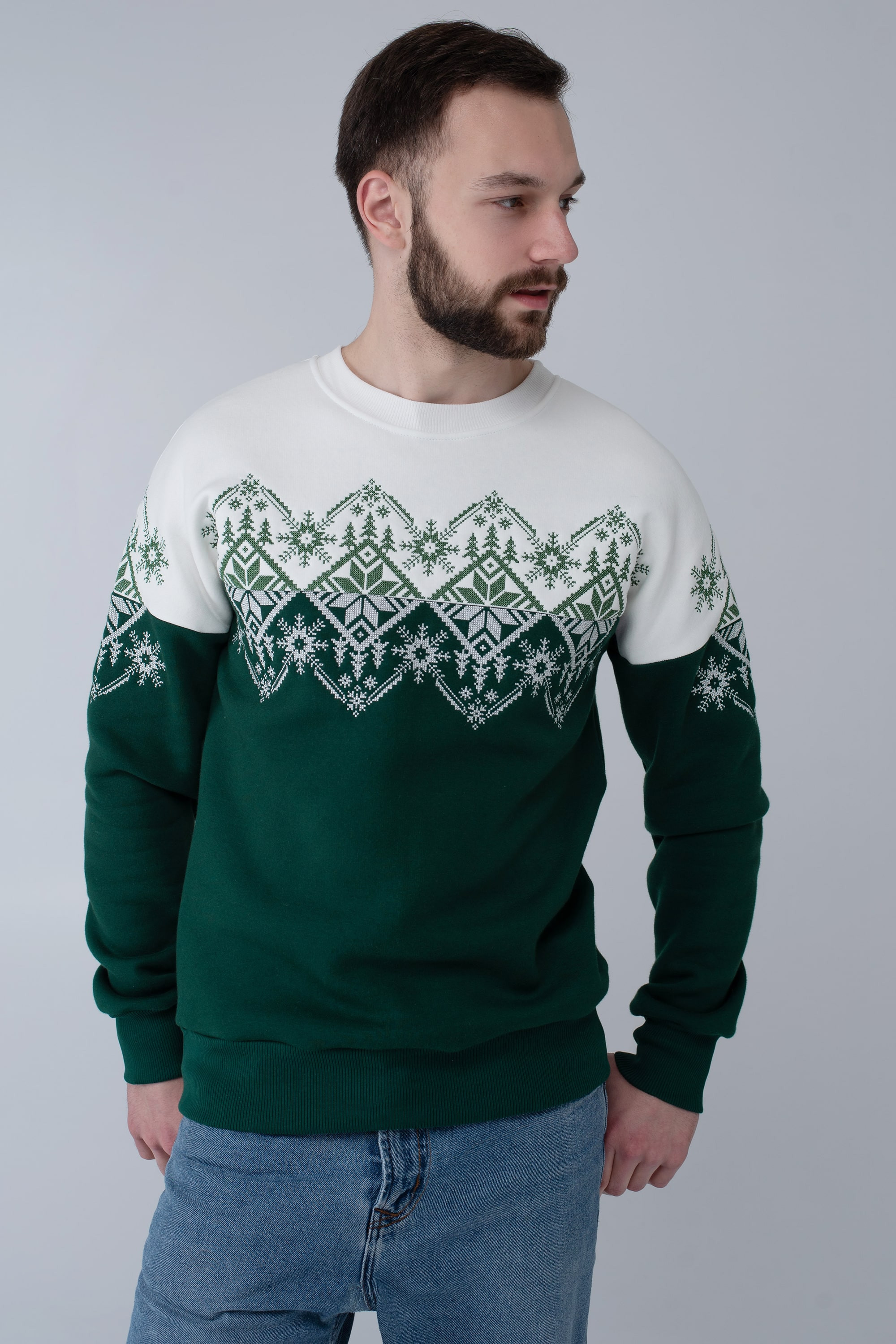 Male green New пYear's sweatshirt Snowflake