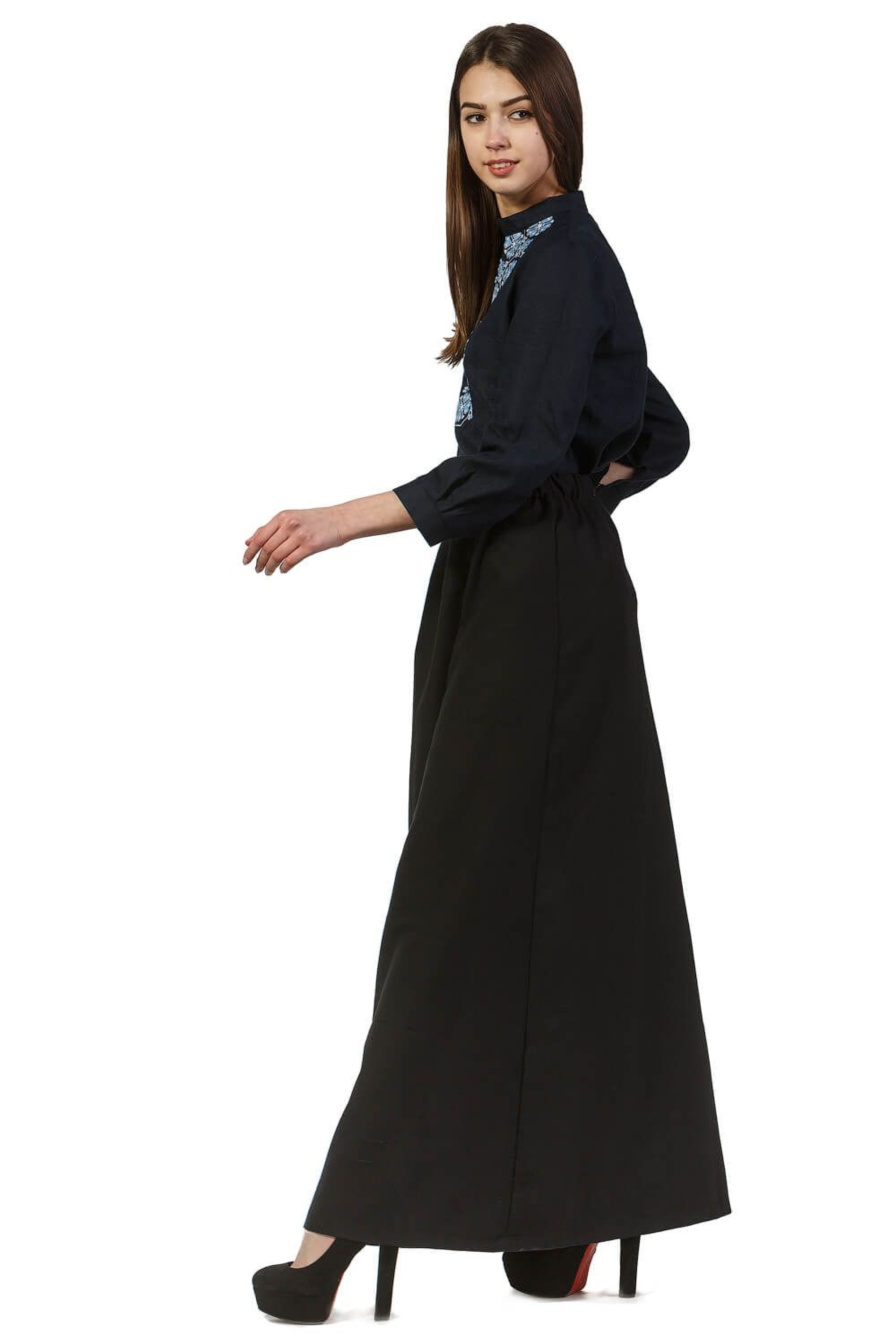 Black skirt "On the floor"