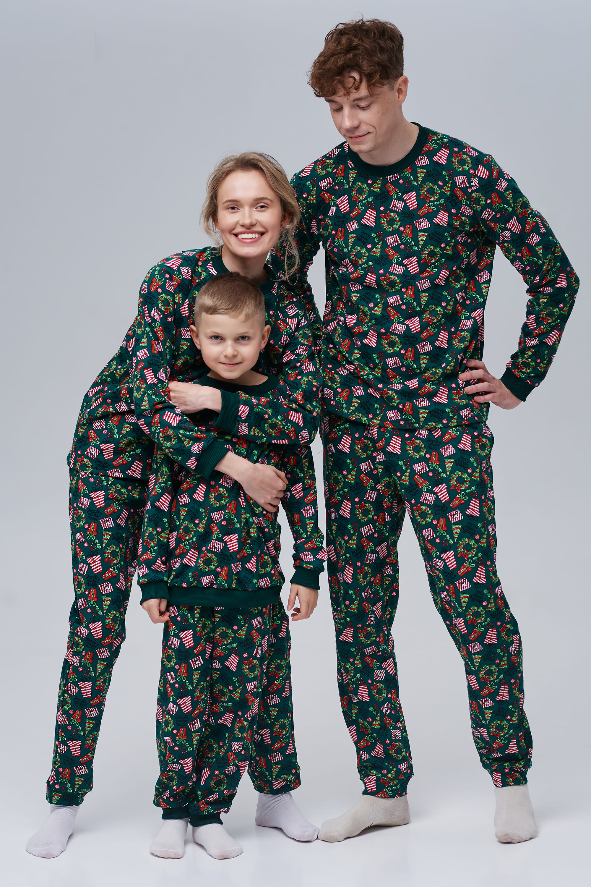 Men’s green Christmas pajama | S