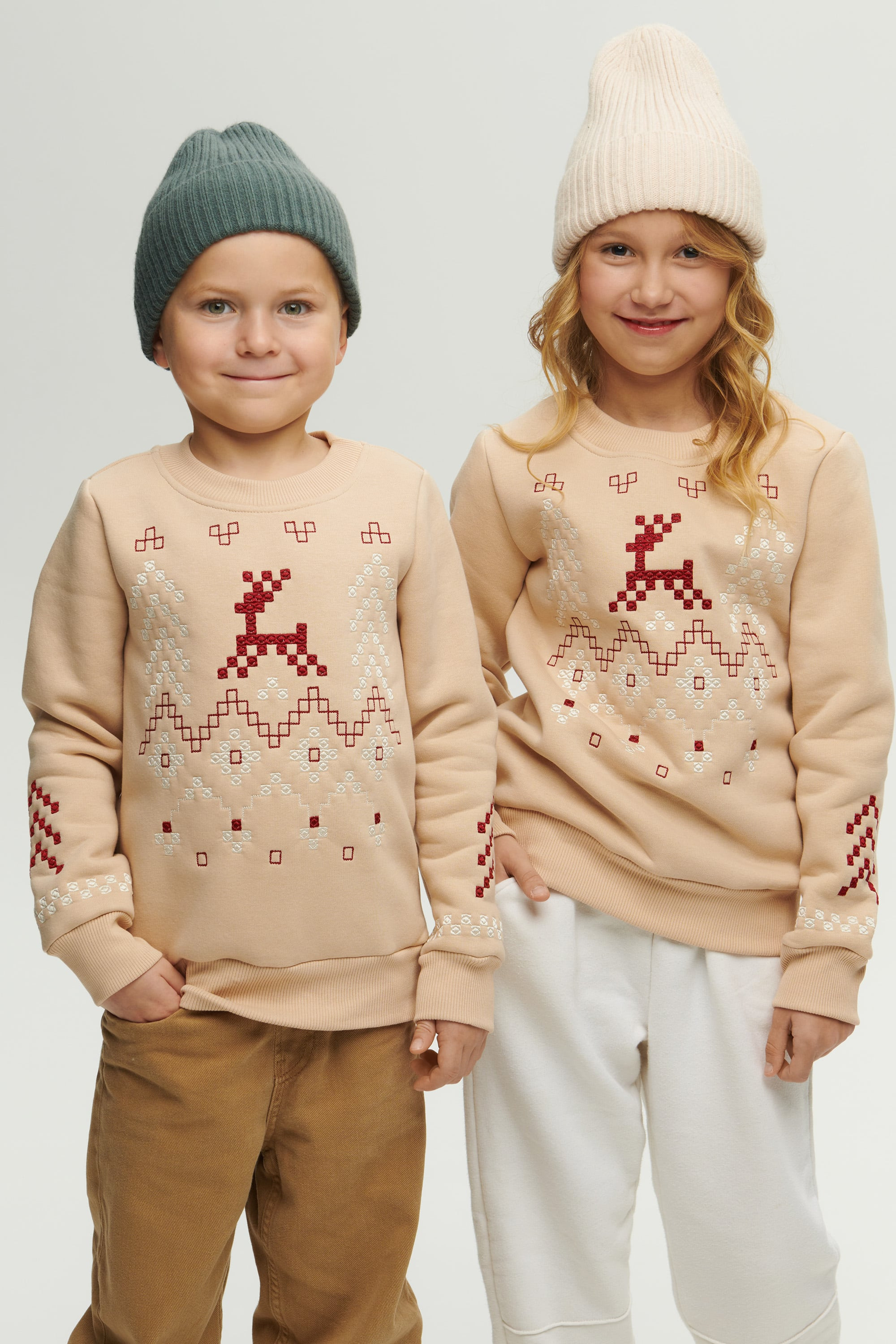 Christmas beige sweatshirt for a girl December