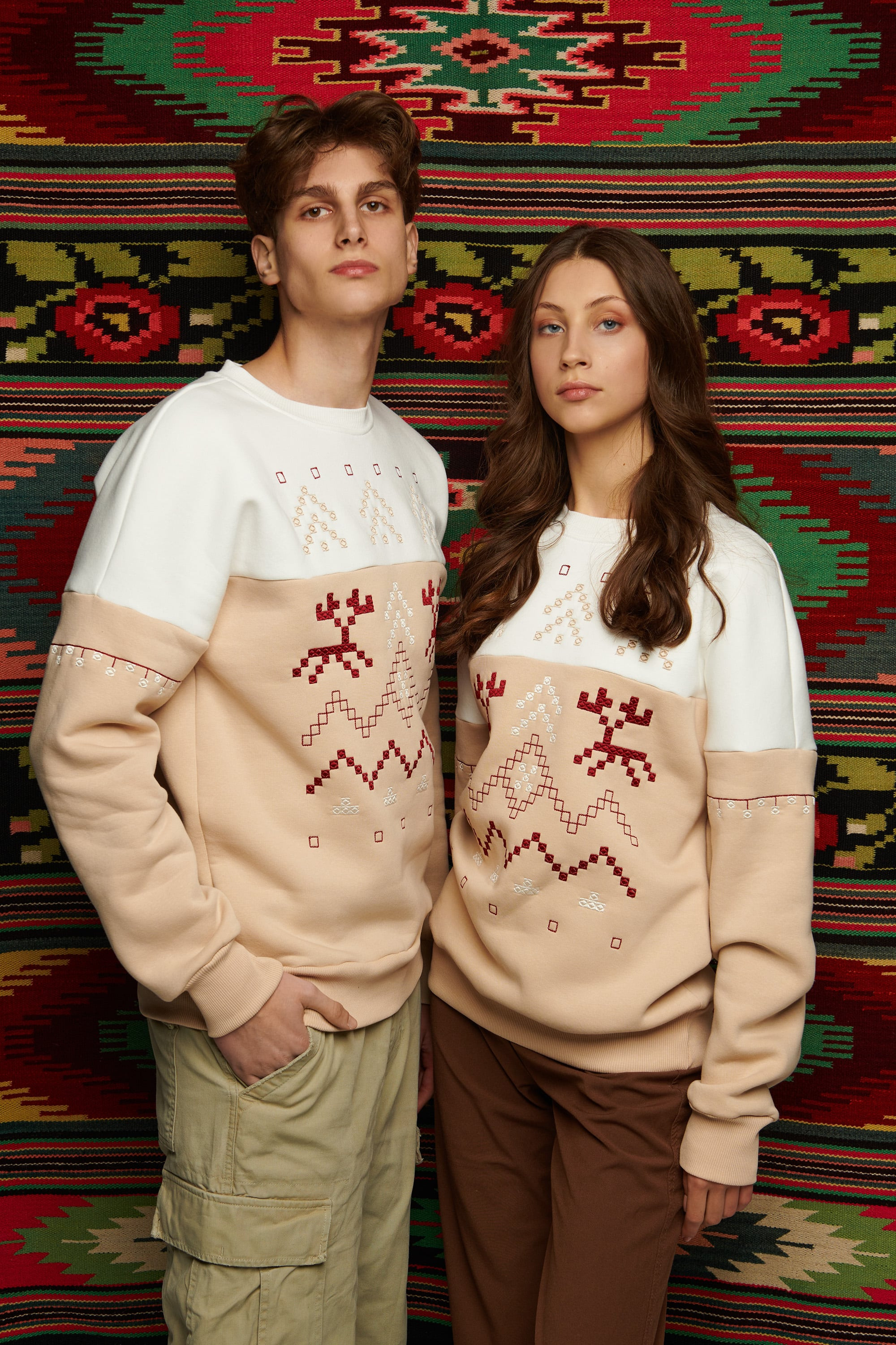 Men's beige sweatshirt December 3 | S