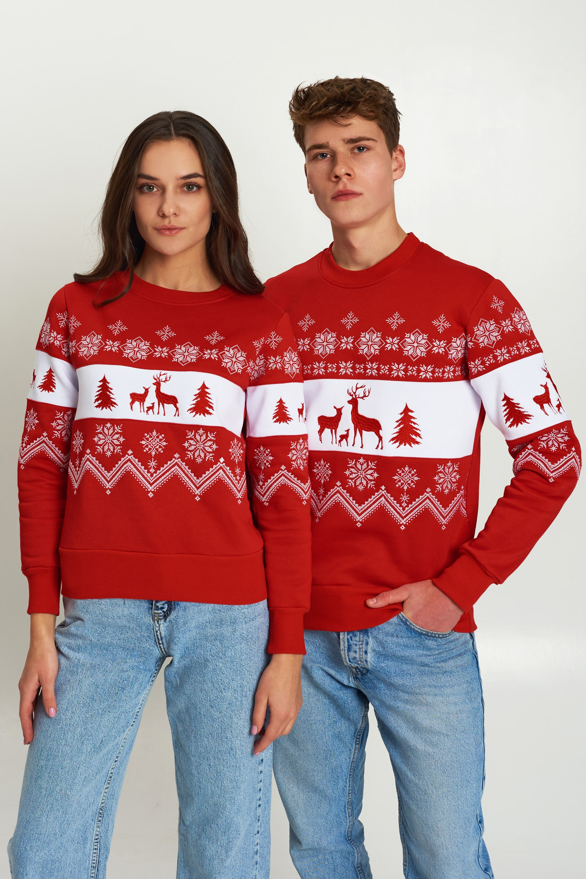 New Year's sweaters for two red