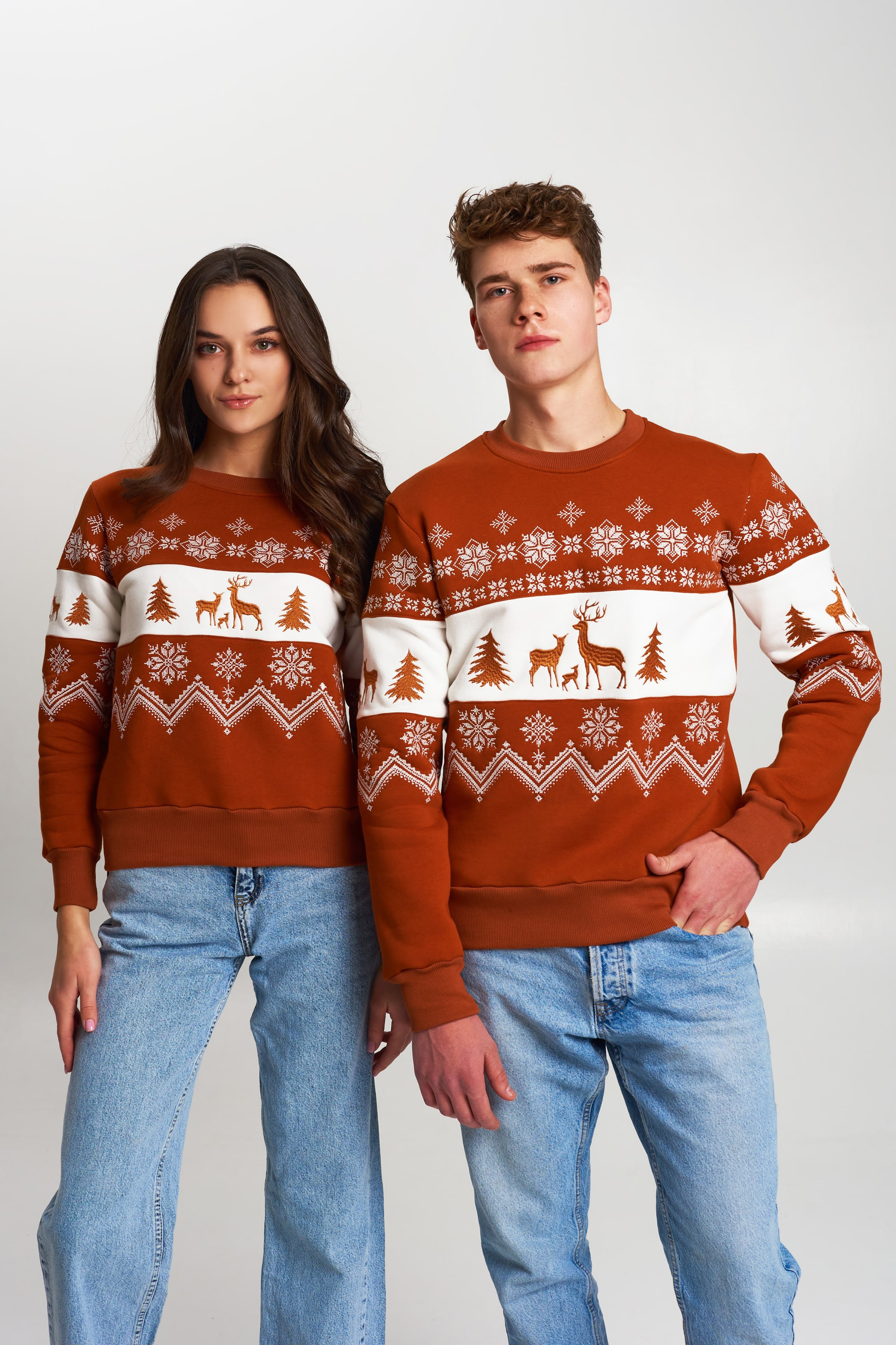 New Year's sweaters for two brown | M