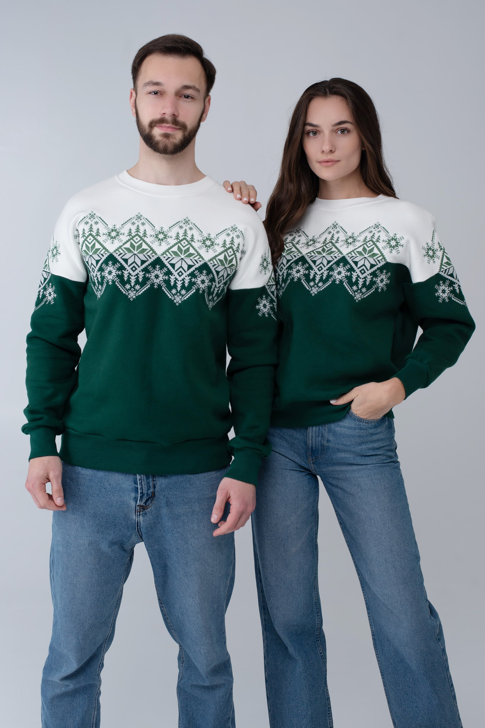New Year's sweatshirts for two Green
