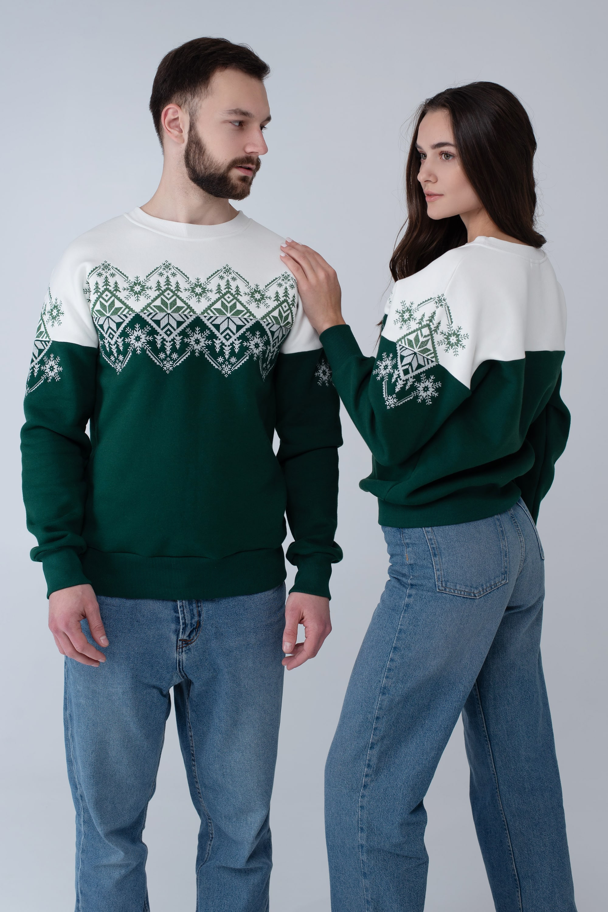 New Year's sweatshirts for two Green