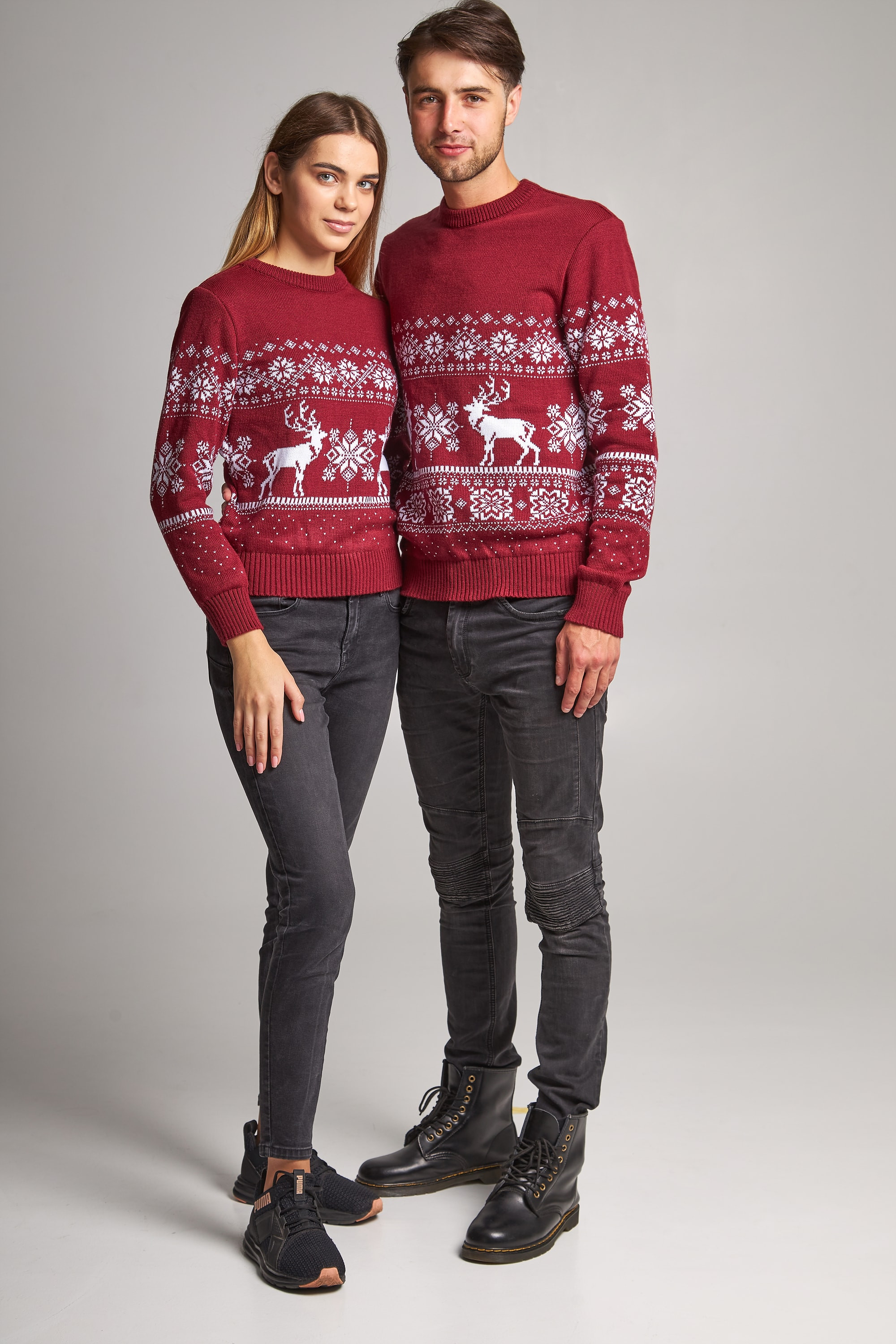 Family knitted Christmas sweaters snowflakes with deer burgundy