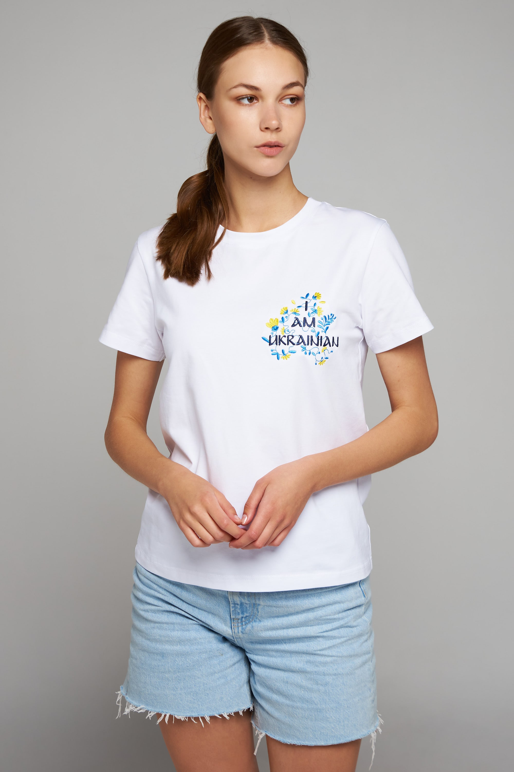 Women's patriotic t-shirt I am Ukrainian White