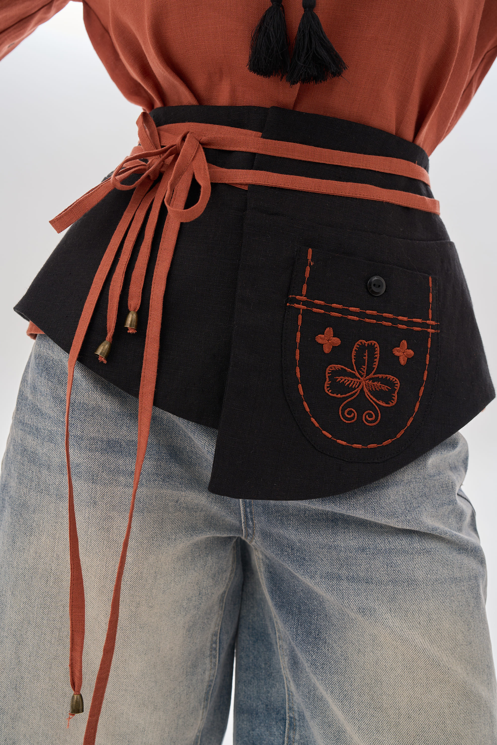 Belt edge with pocket Gazdynia | XL-XXL