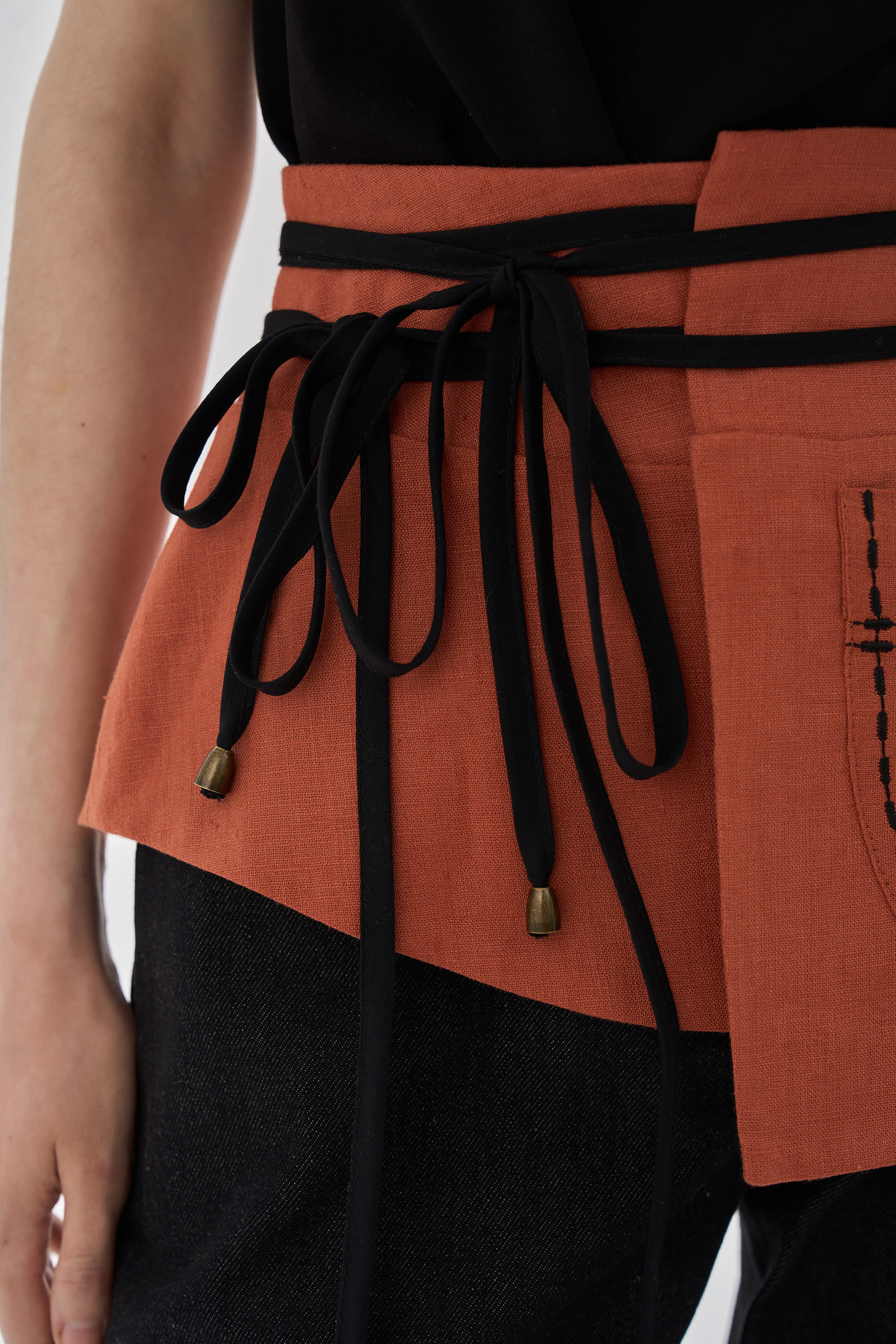 Brown edge belt with pocket Gazdynia | XS-S