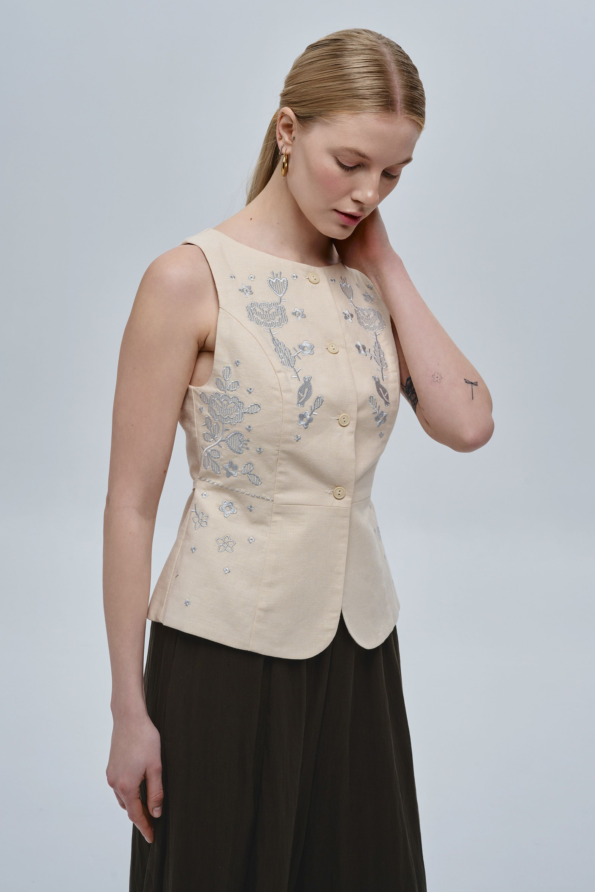 Beige women’s linen kersetka Spiv Beige women’s linen kersetka Spiv