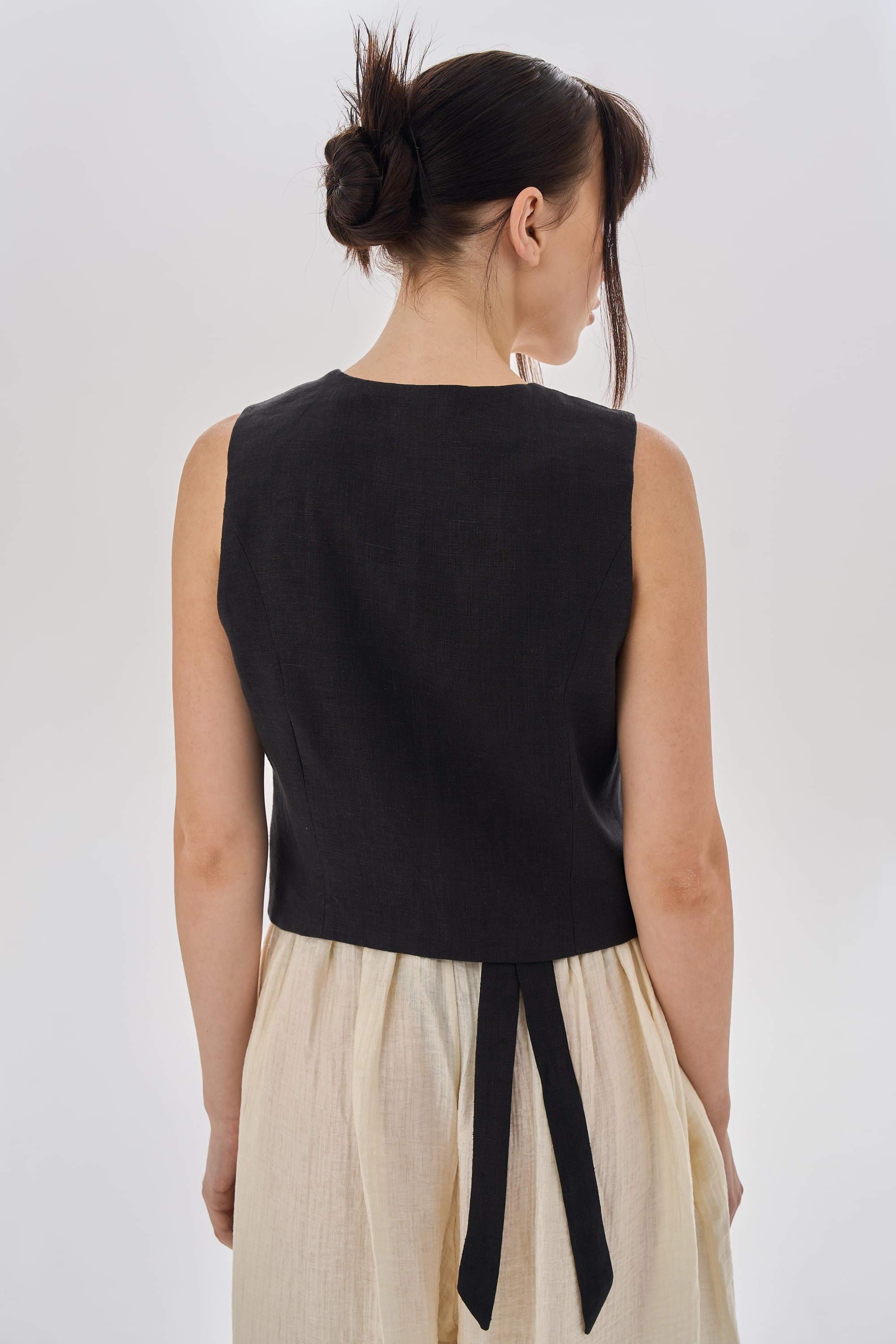 Women's black embroidered vest Derviy | XS | 40-42