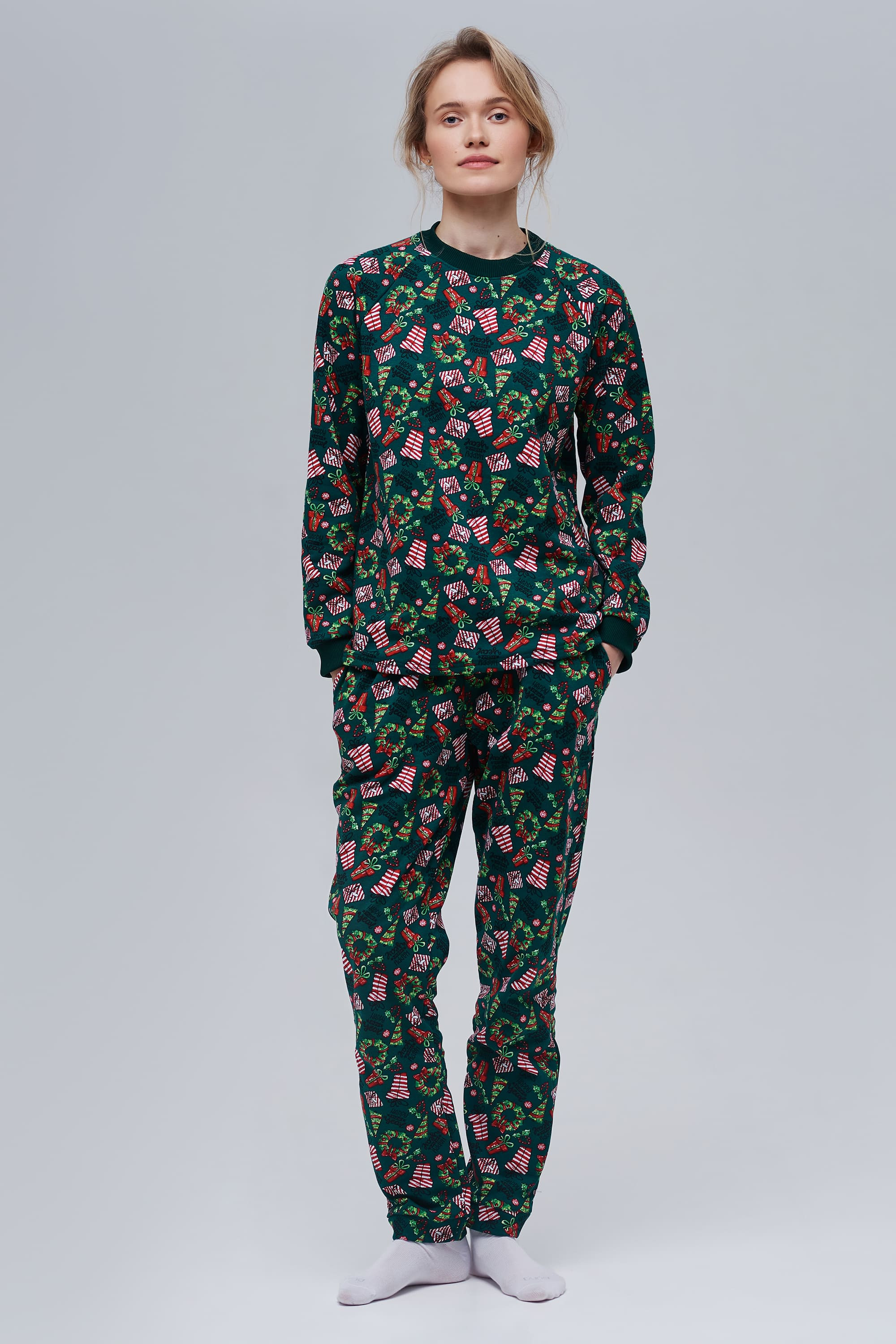 Women’s green Christmas pajama