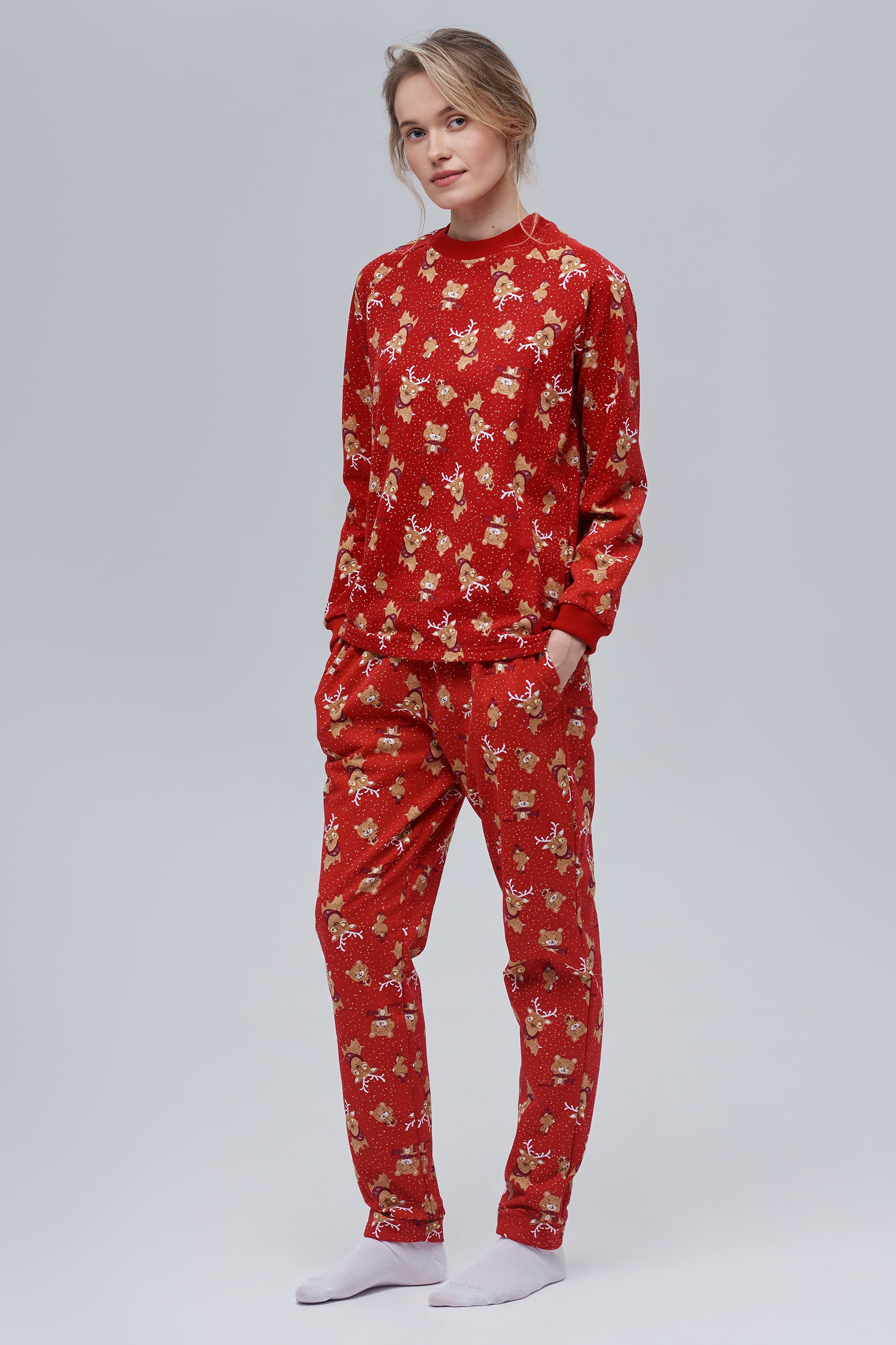 Women's Red Christmas Pajamas | M | 44-46