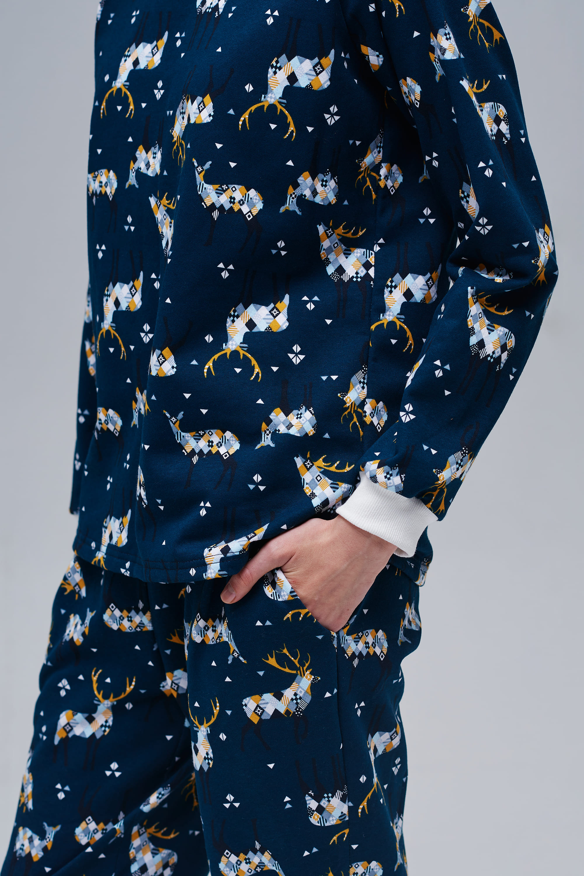 Women’s Christmas pajama set with reindeer