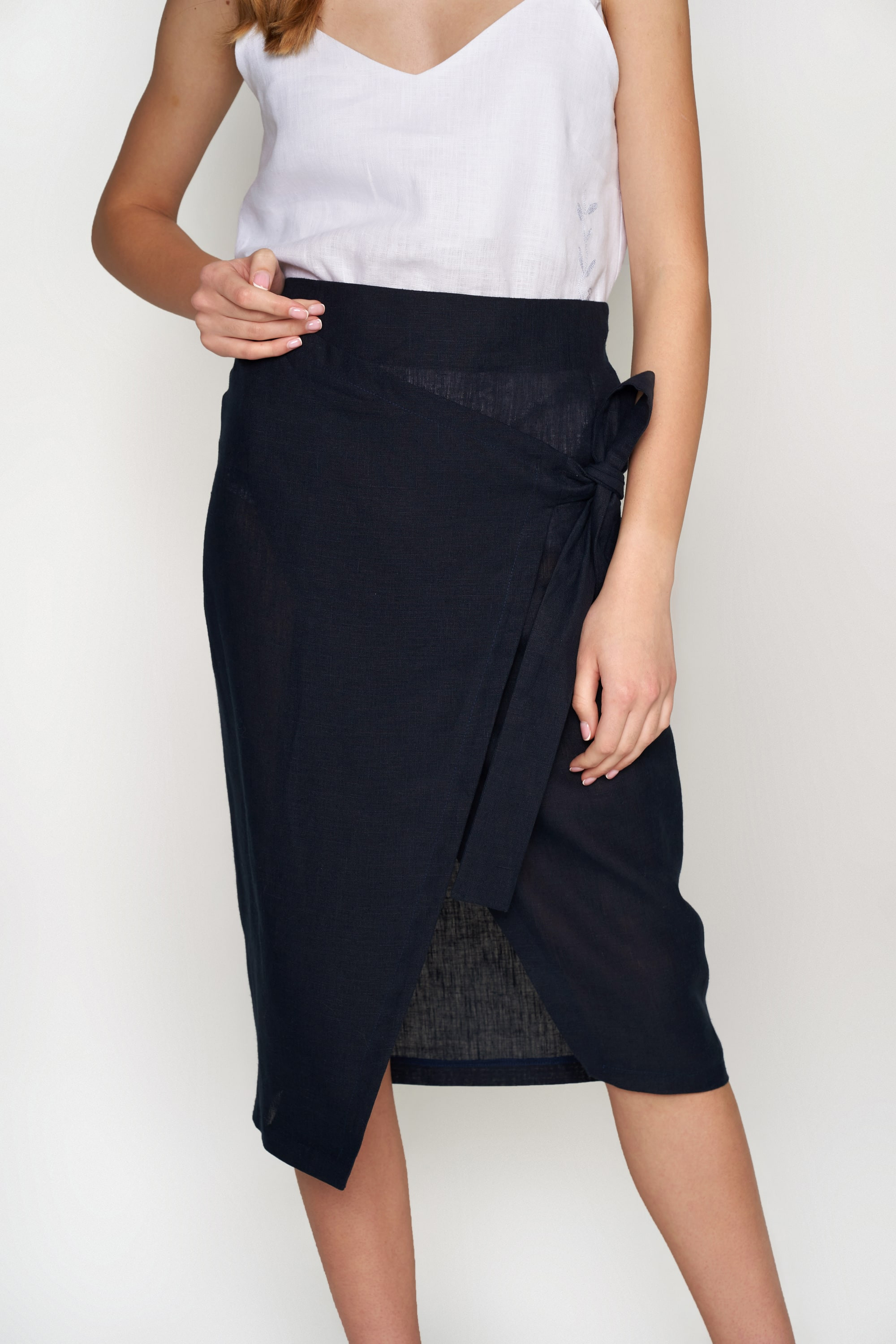 Women's skirt is dark blue Women's skirt is dark blue