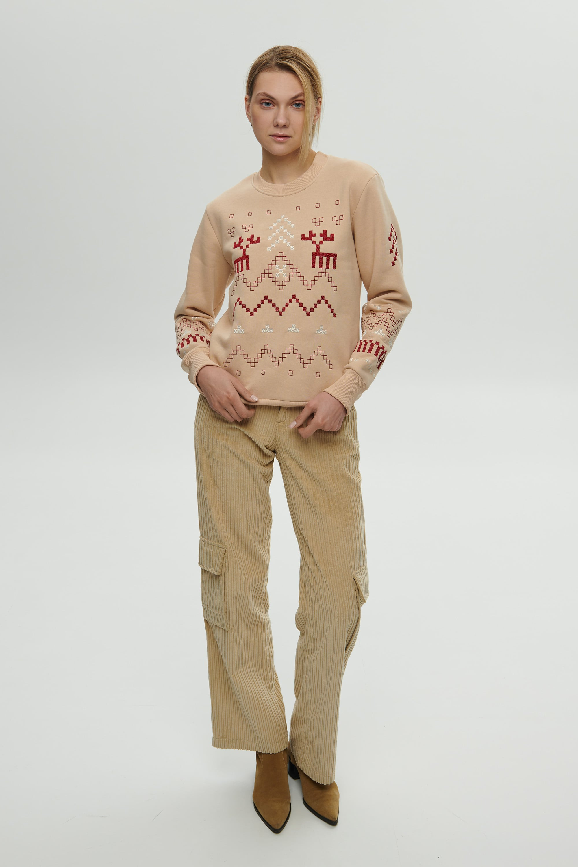 Women's beige sweatshirt December