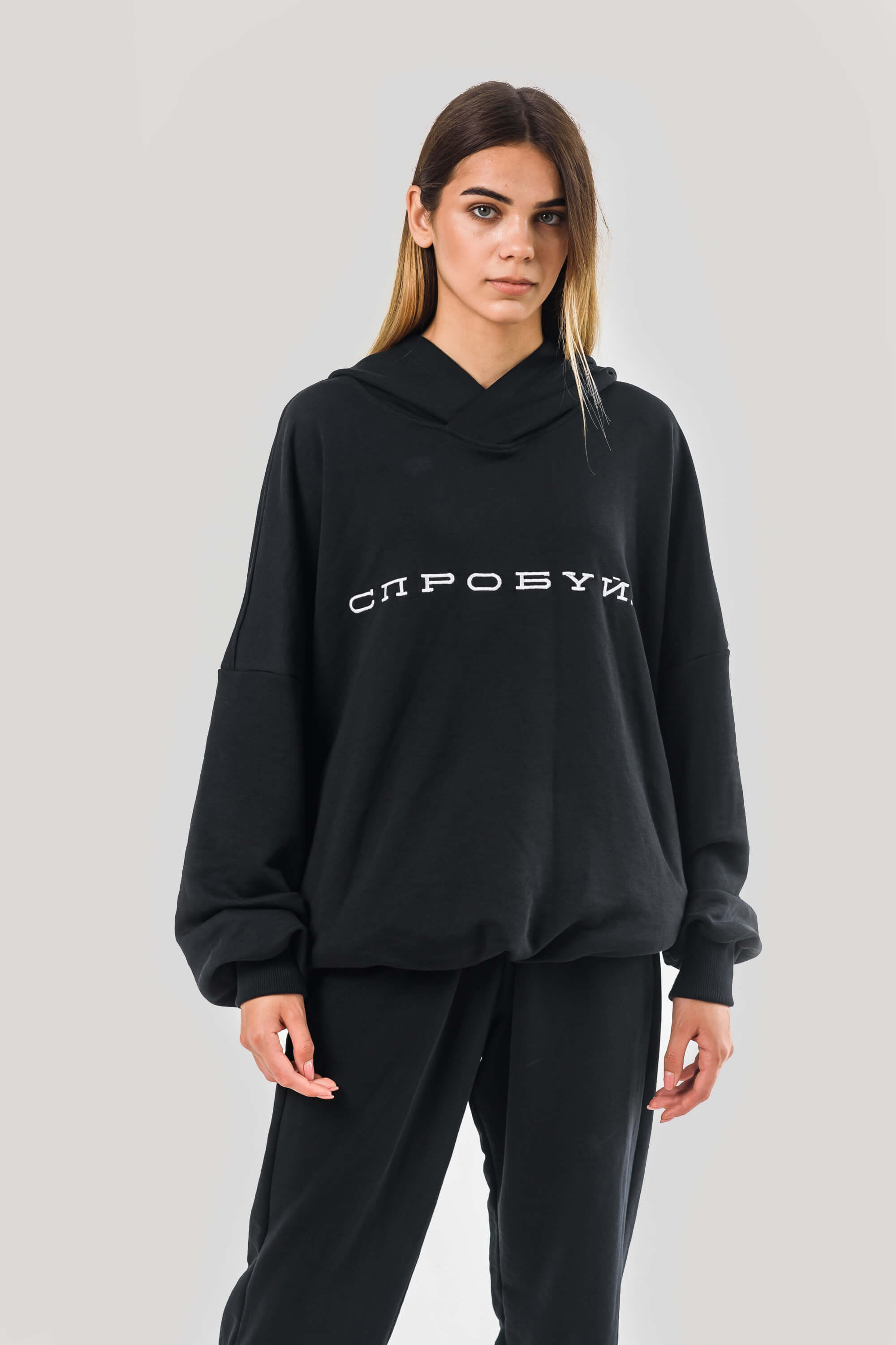 Hudy black color