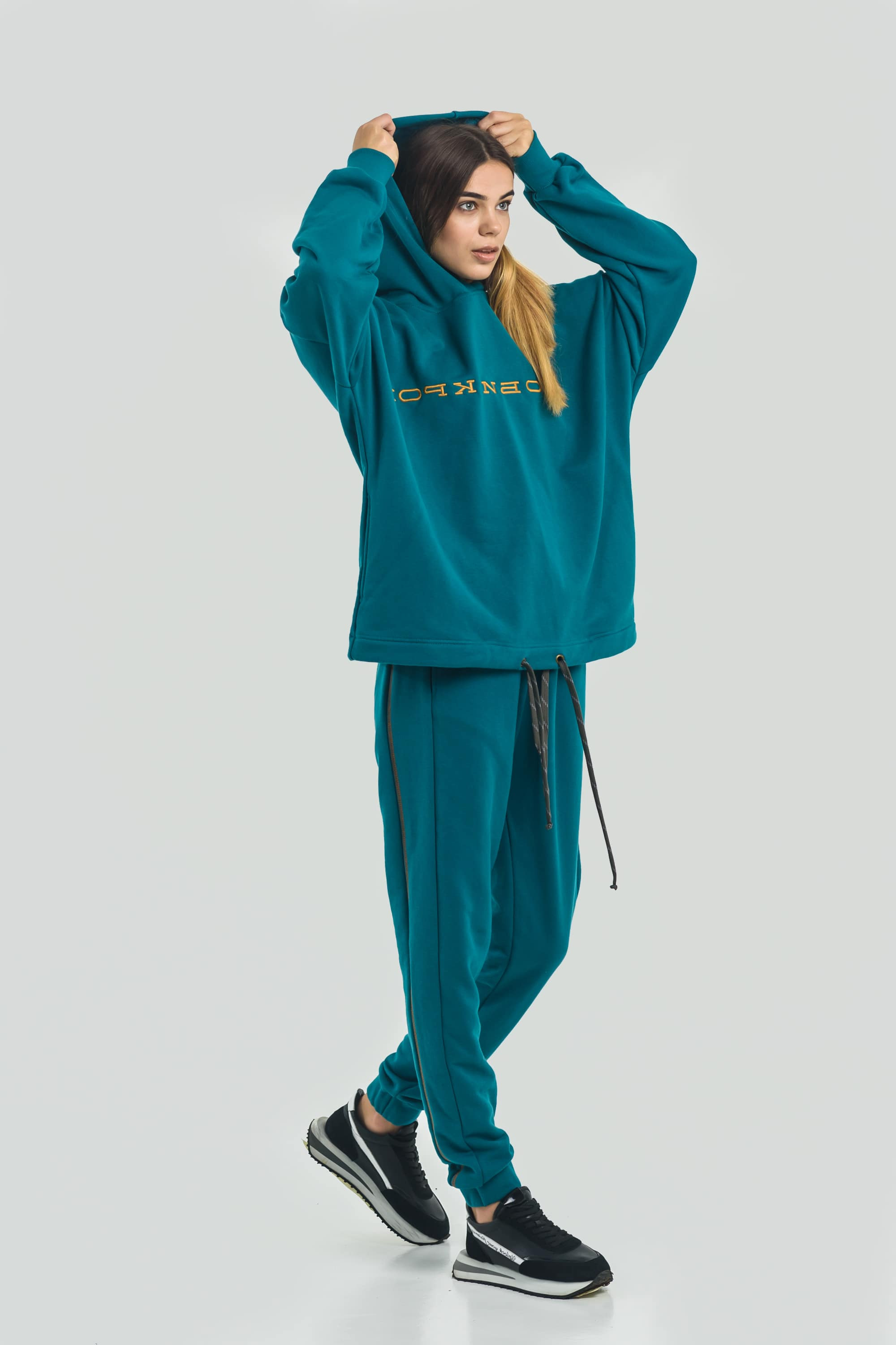 Zhinochny costume Hoody Oversiza Sea Wave