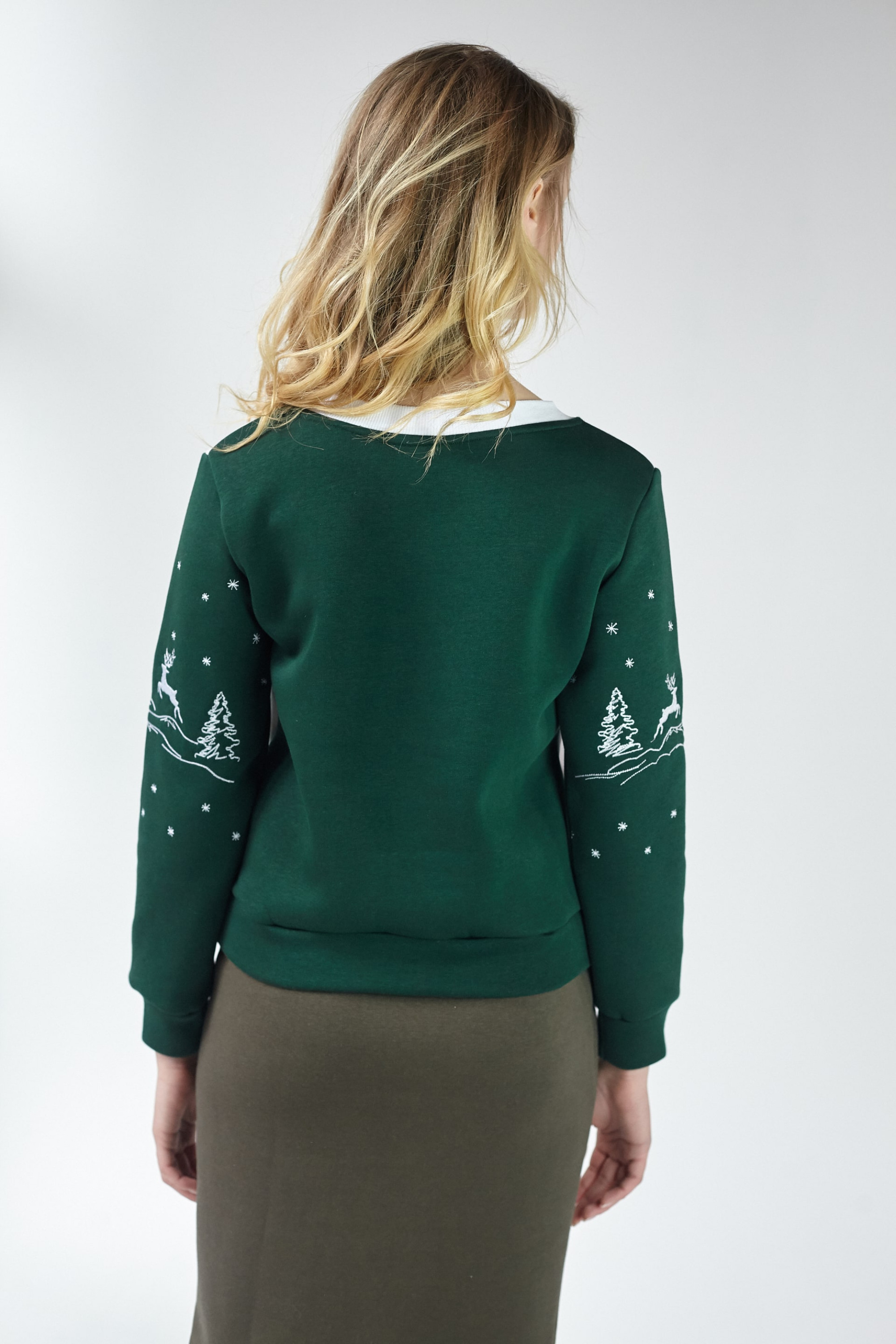 New Year's sweatshirts for a double