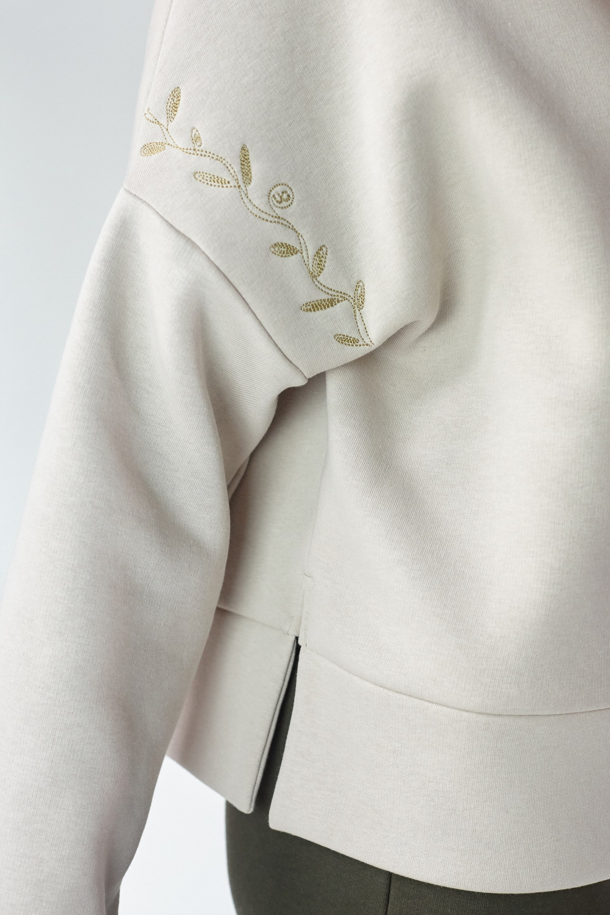 Women's suit