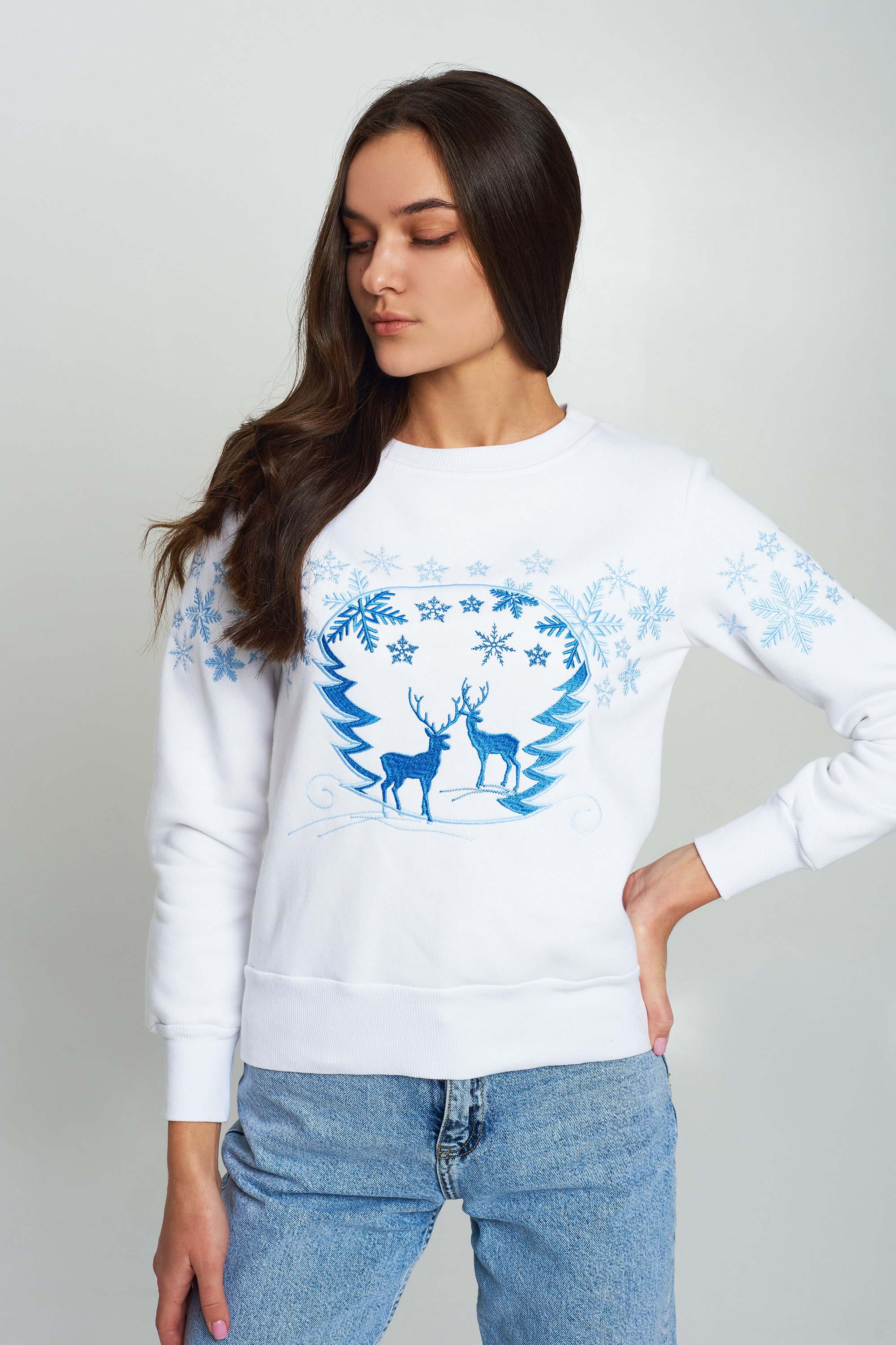 Різдвяний жіночий світшот з Оленями White 3