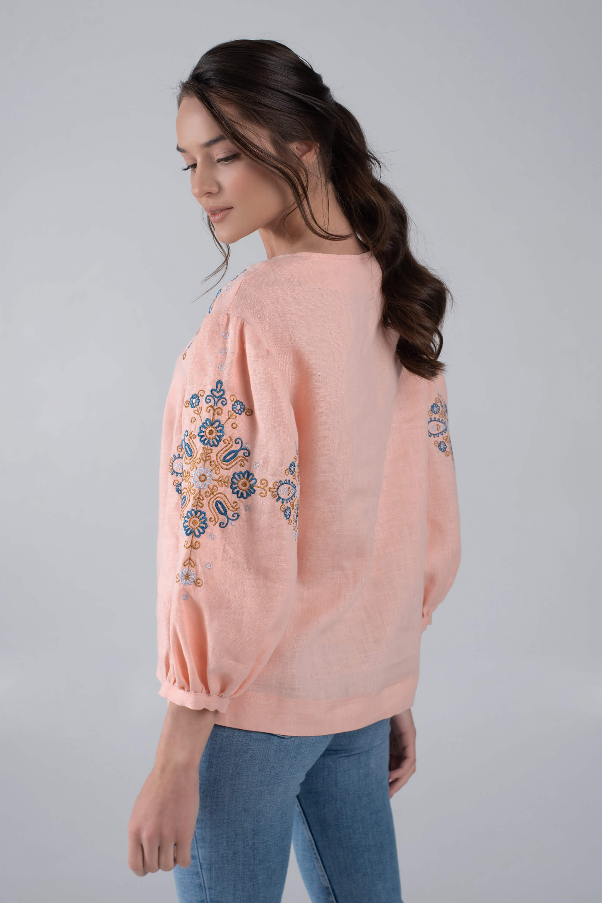 Female embroidered blouse peach | XL | 50-52 Female embroidered blouse peach | XL | 50-52