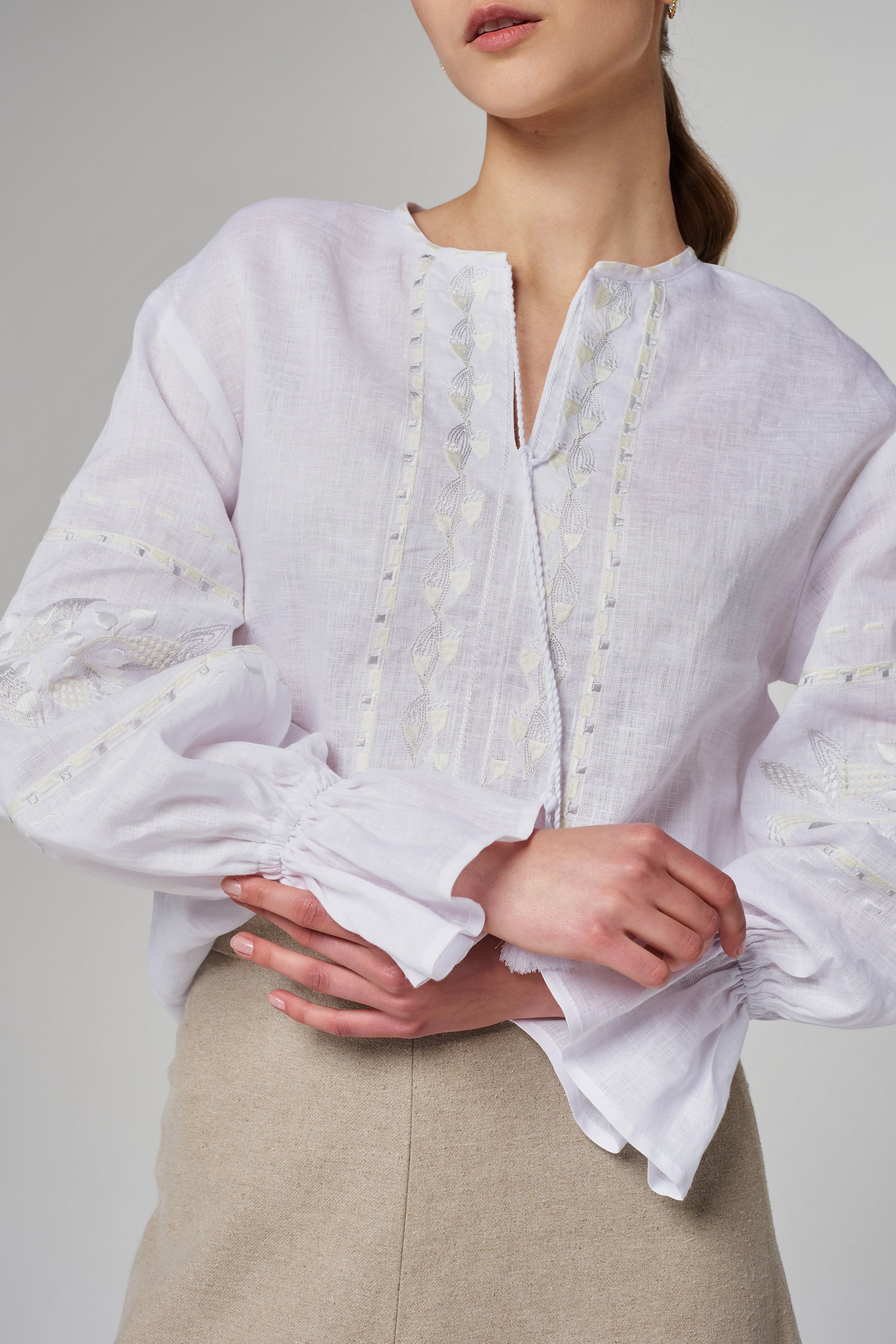 Women's linen embroidered blouse White 2 Women's linen embroidered blouse White 2