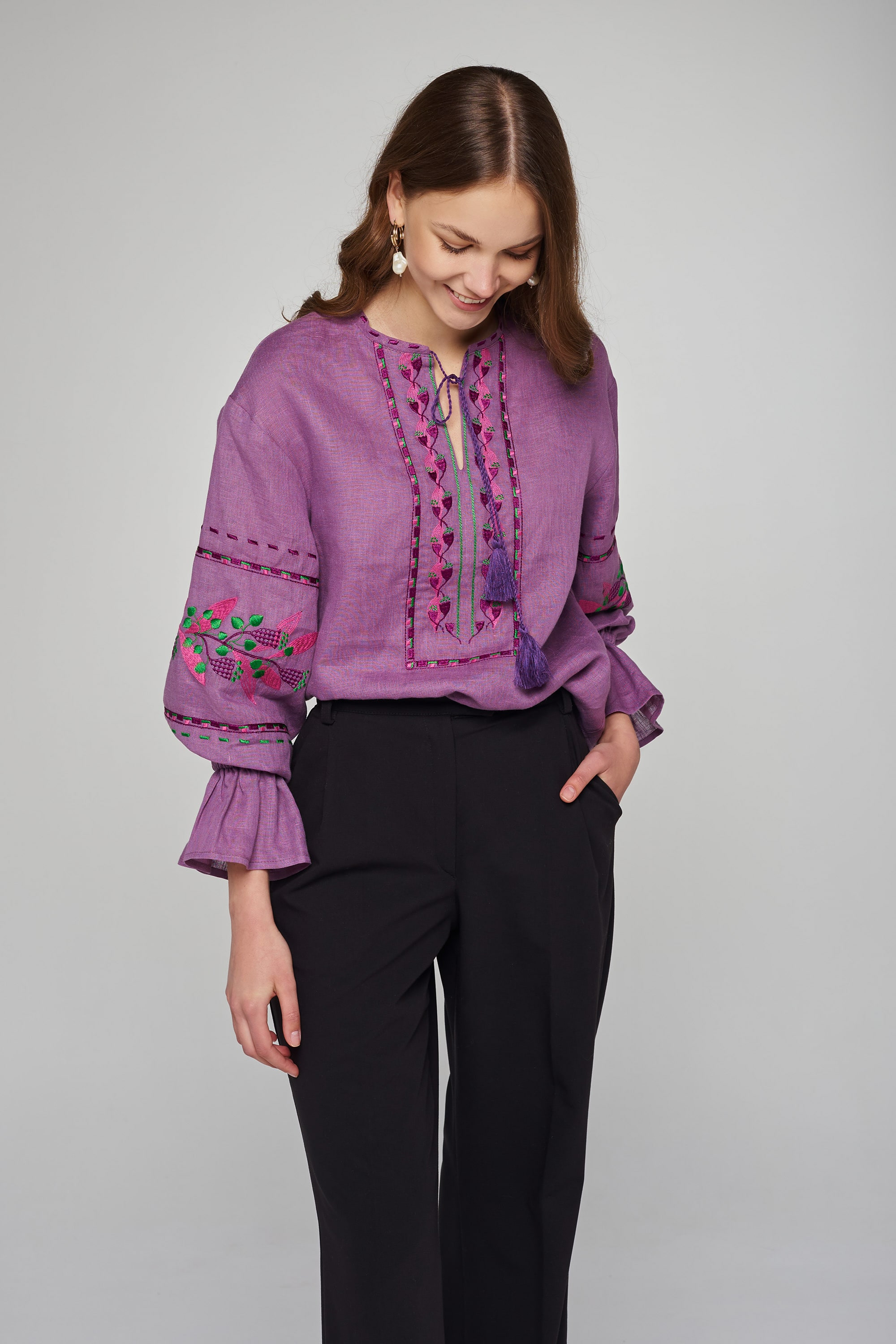 Жіноча лляна вишита блуза Purple