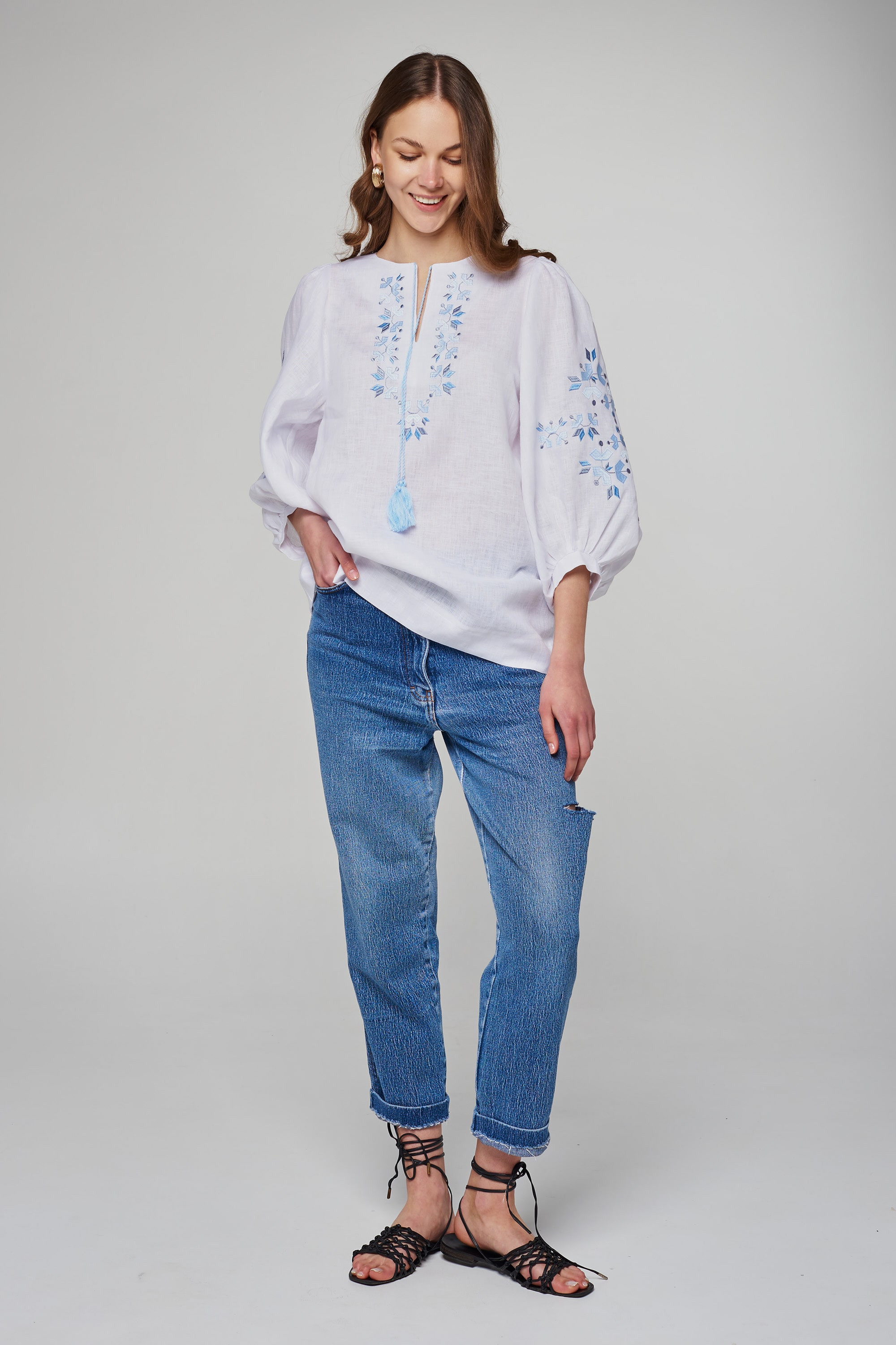 Women's linen embroidered blouse White