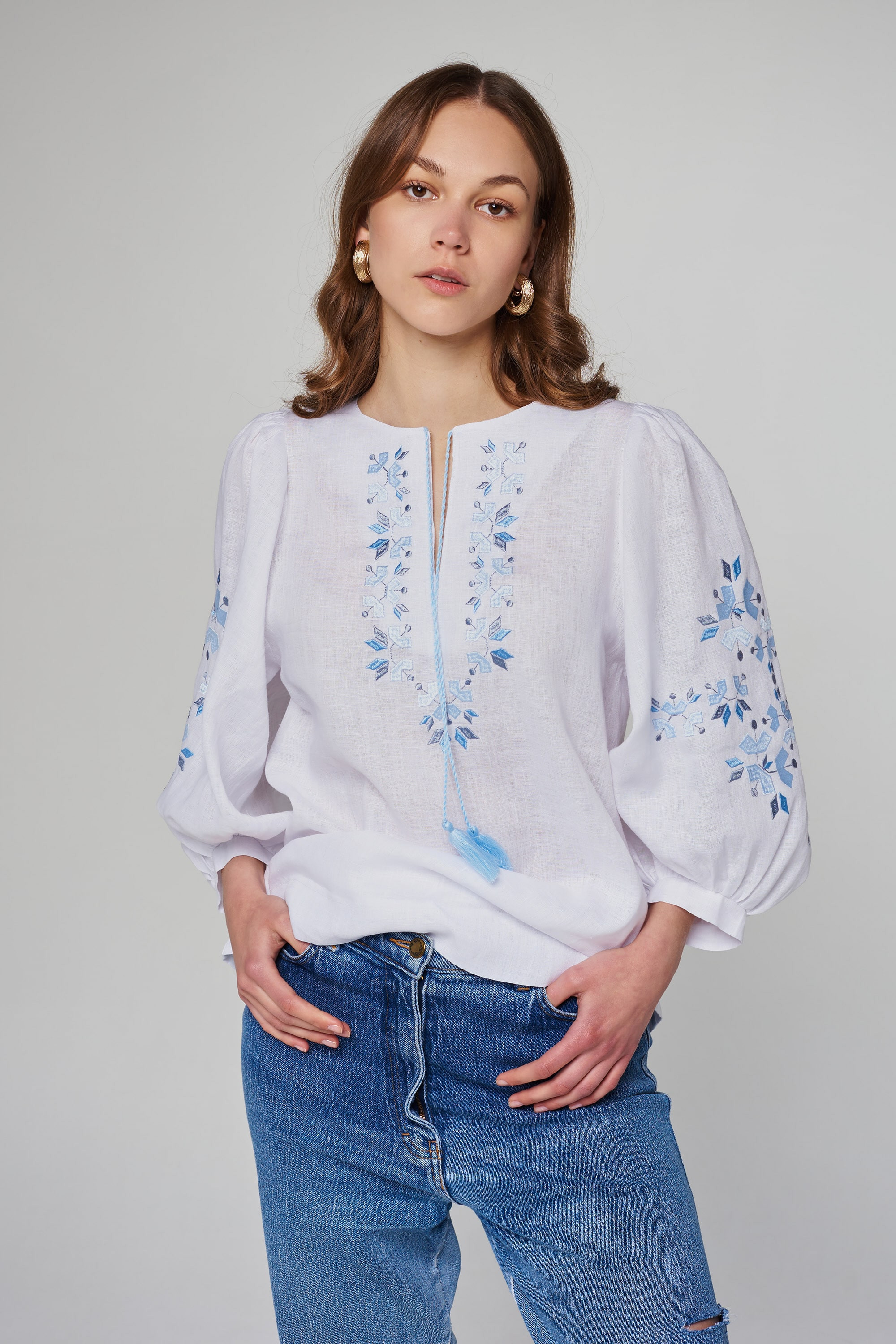 Women's linen embroidered blouse White