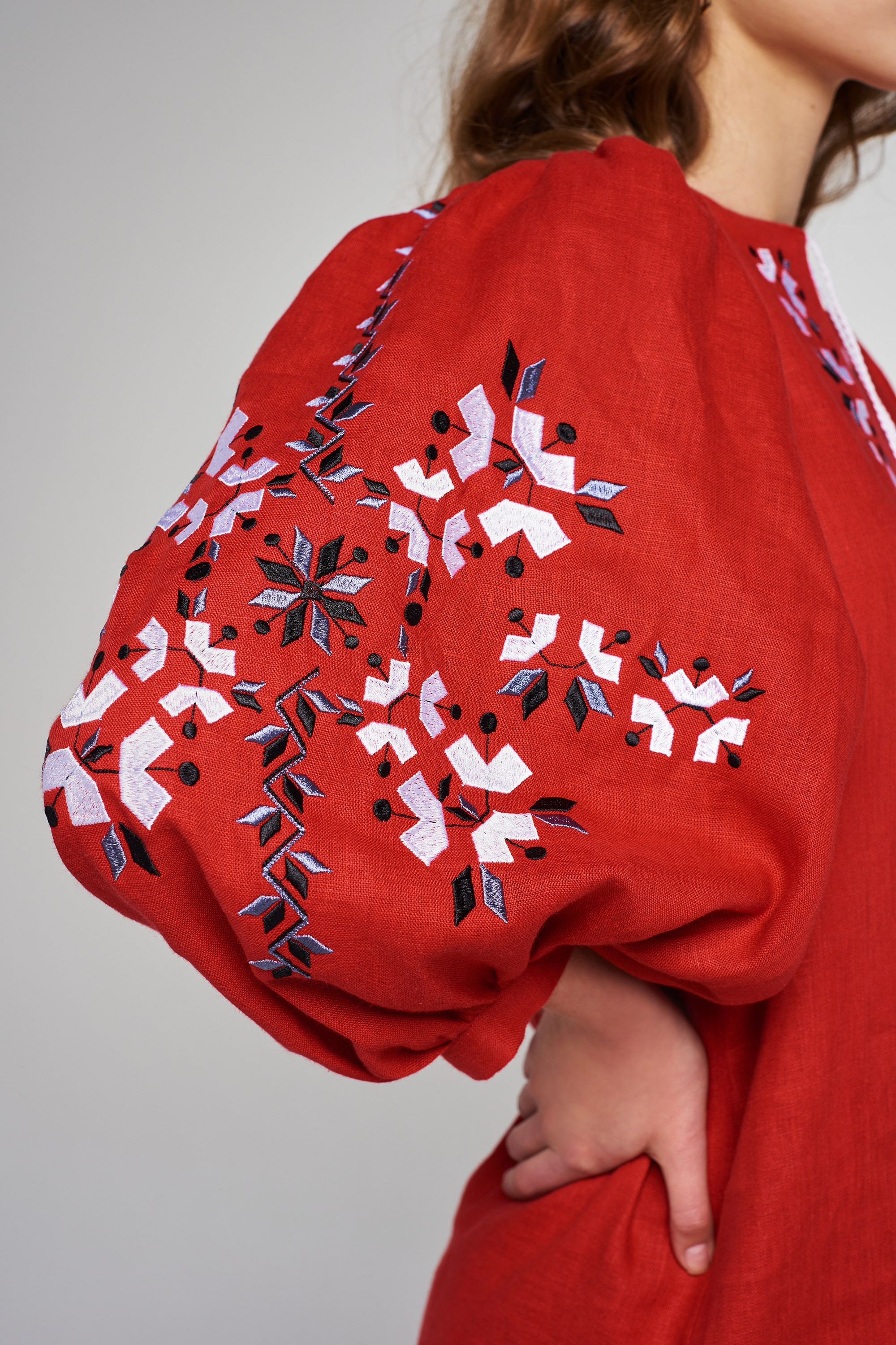 Women's linen embroidered blouse red | XS | 40-42