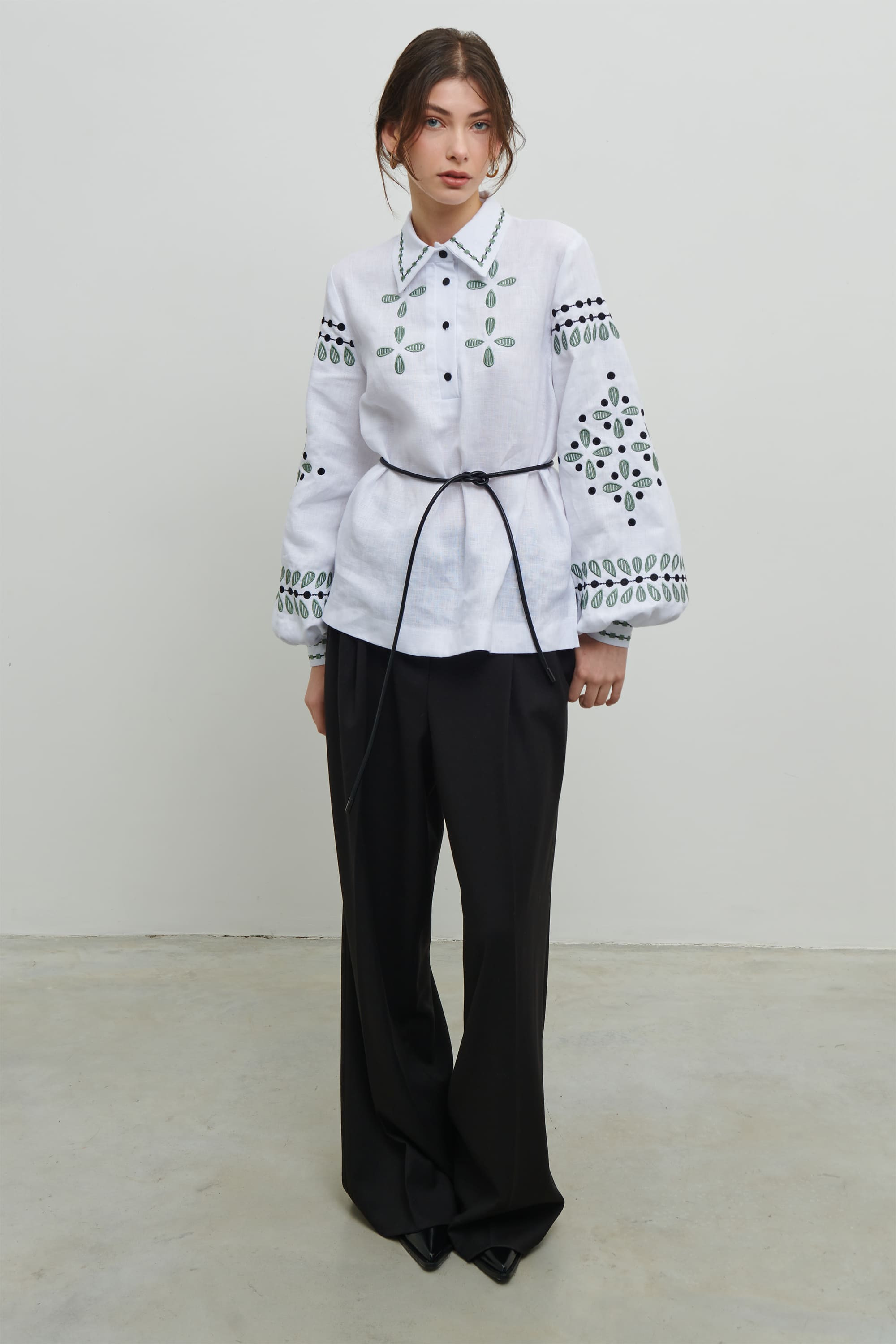Embroidered women's blouse Love Ukraine | XS | 40-42