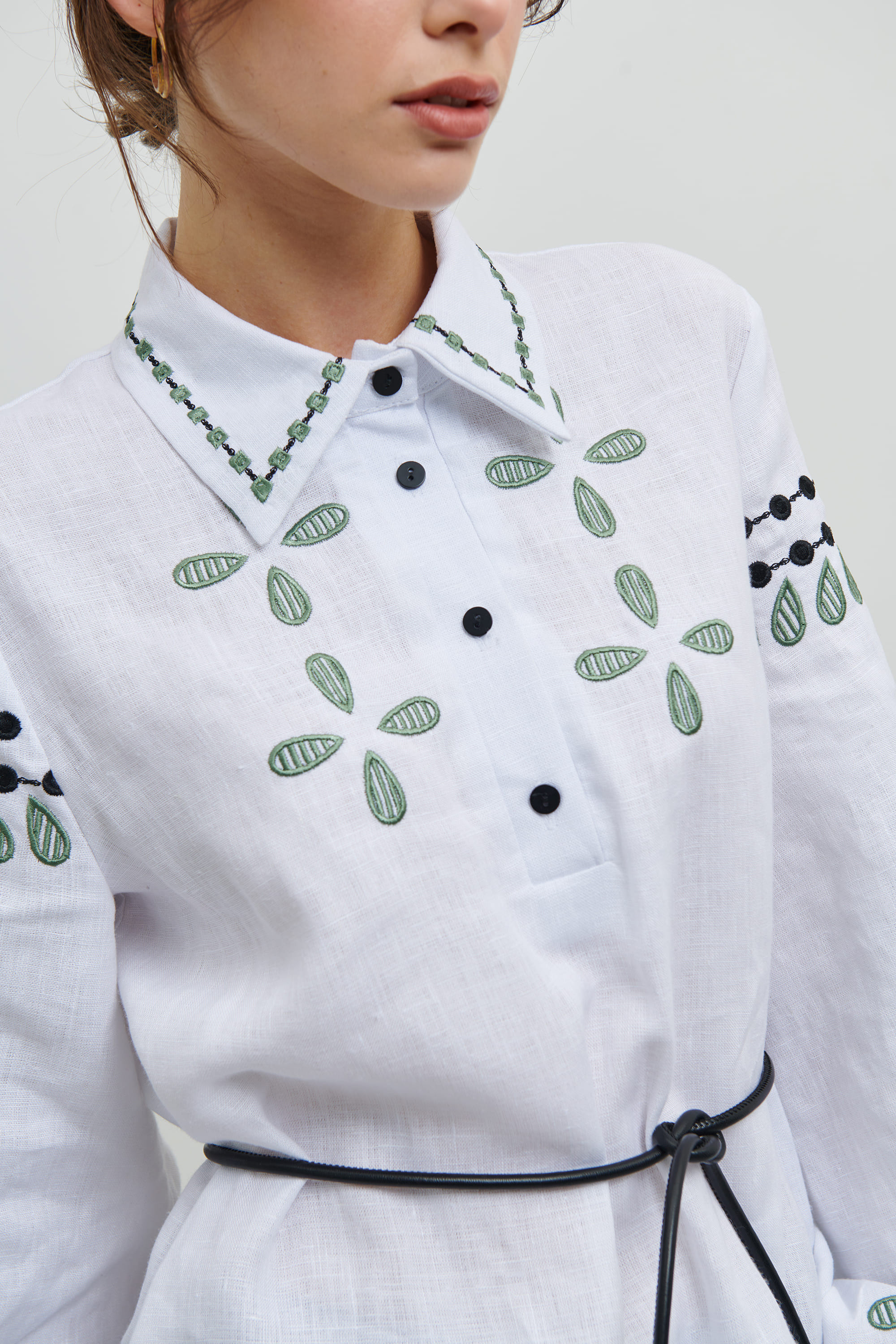 Embroidered women's blouse Love Ukraine | XS | 40-42