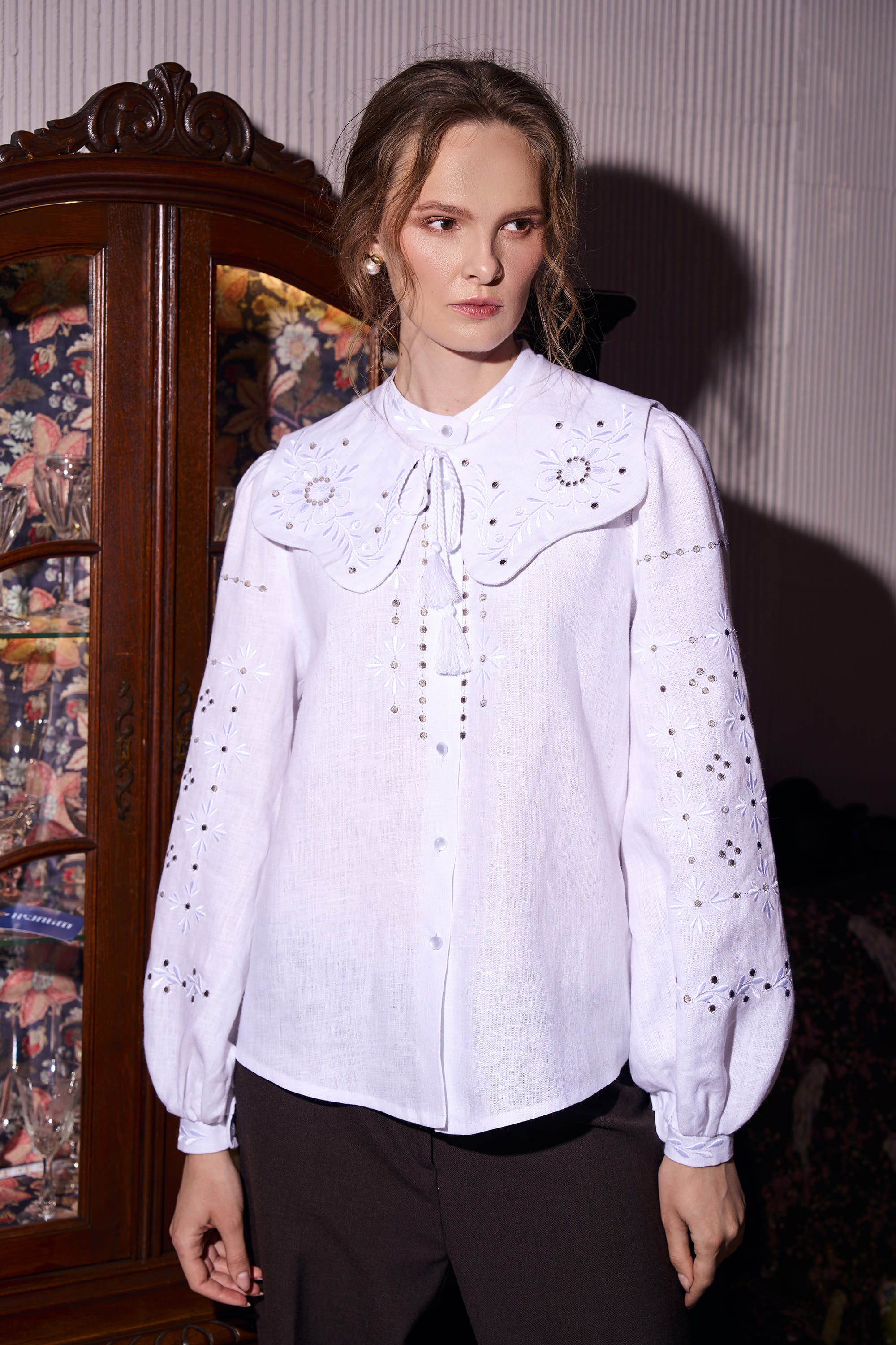 White collar with Petrykivka painting "Petra" | S-M