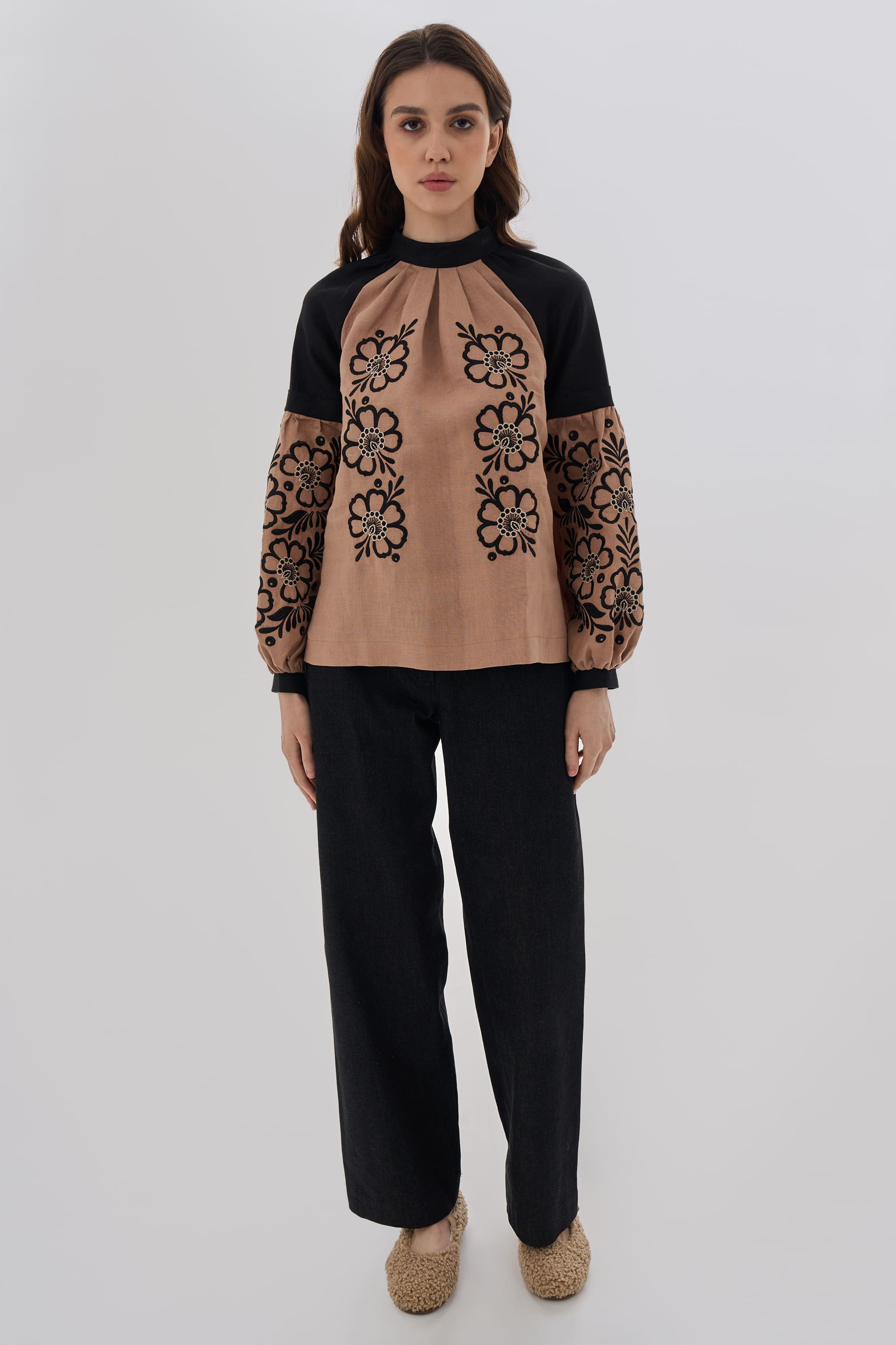 Embroidered blouse with Petrykivka painting "Pava" 2