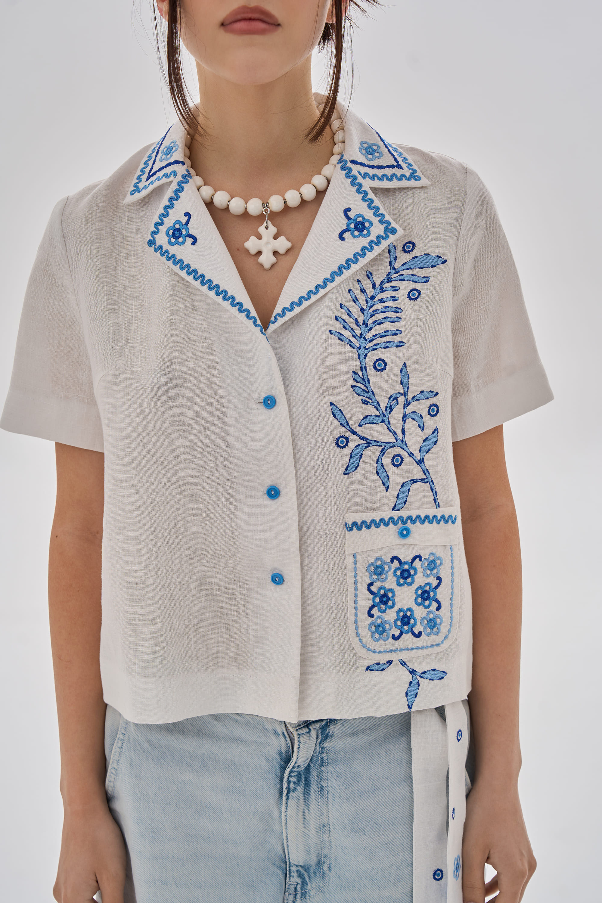 Embroidered women's blouse with short sleeves Parost | XS | 40-42