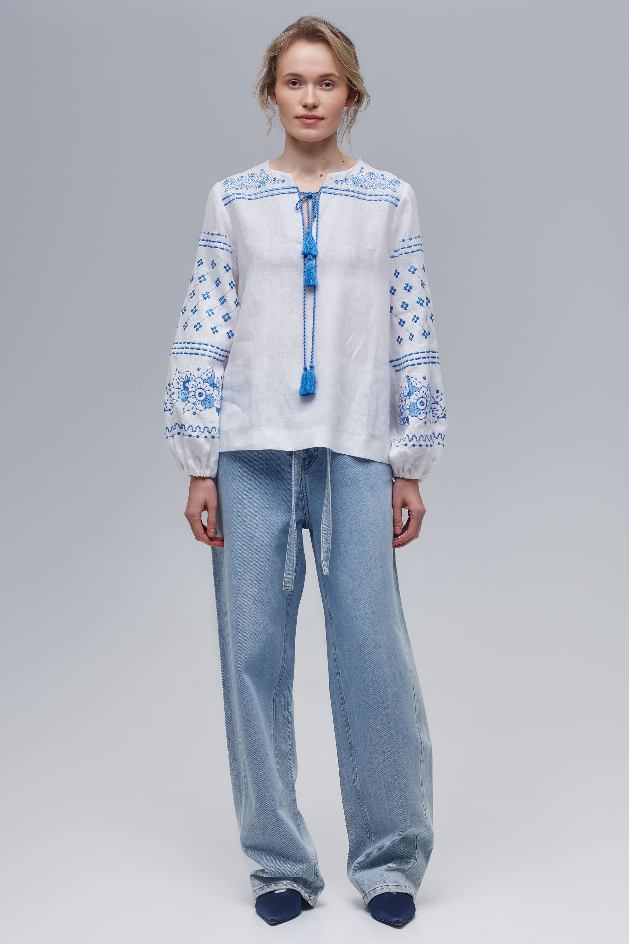 Embroidered white women's blouse Mira | XS | 40-42