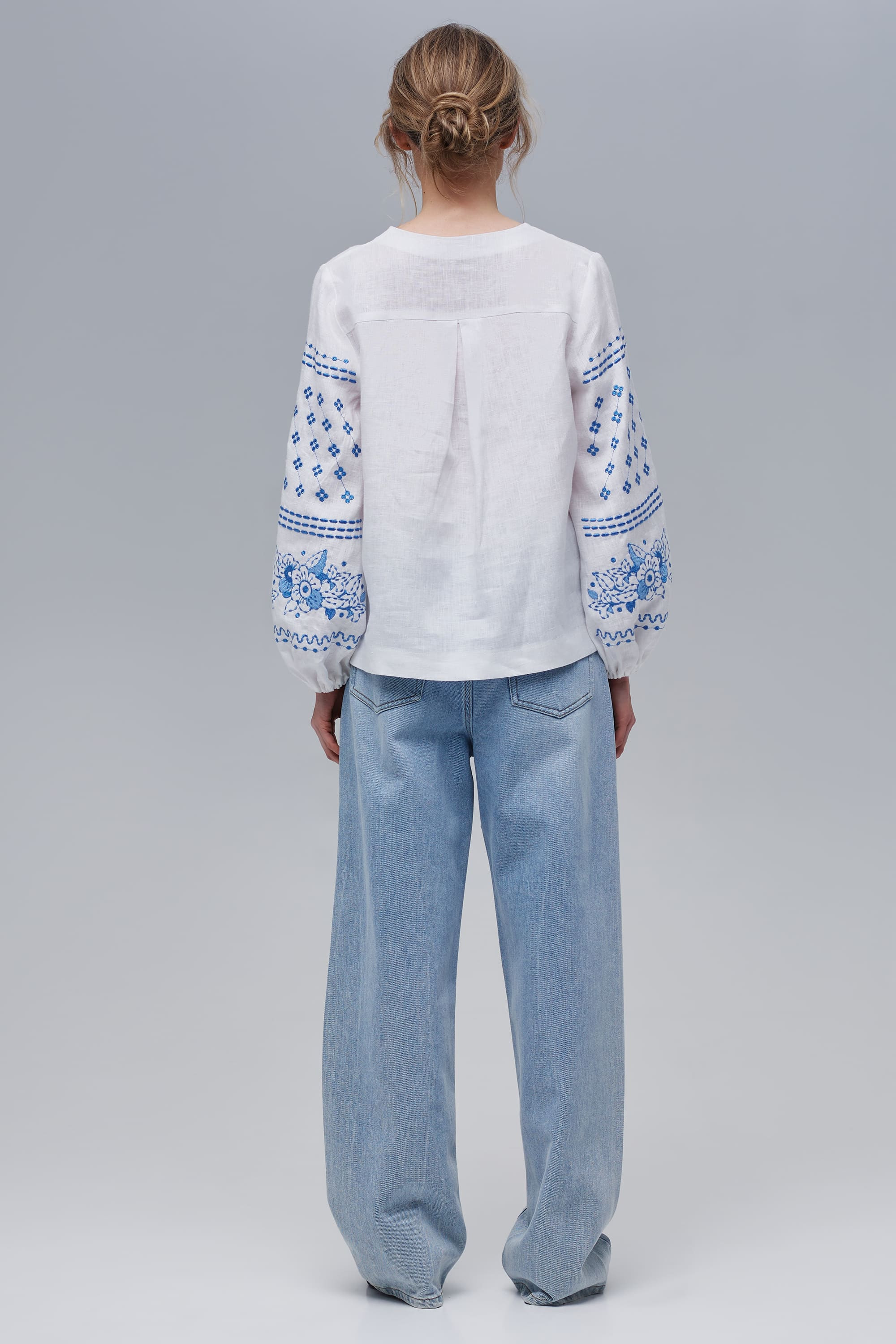 Embroidered white women's blouse Mira | XS | 40-42