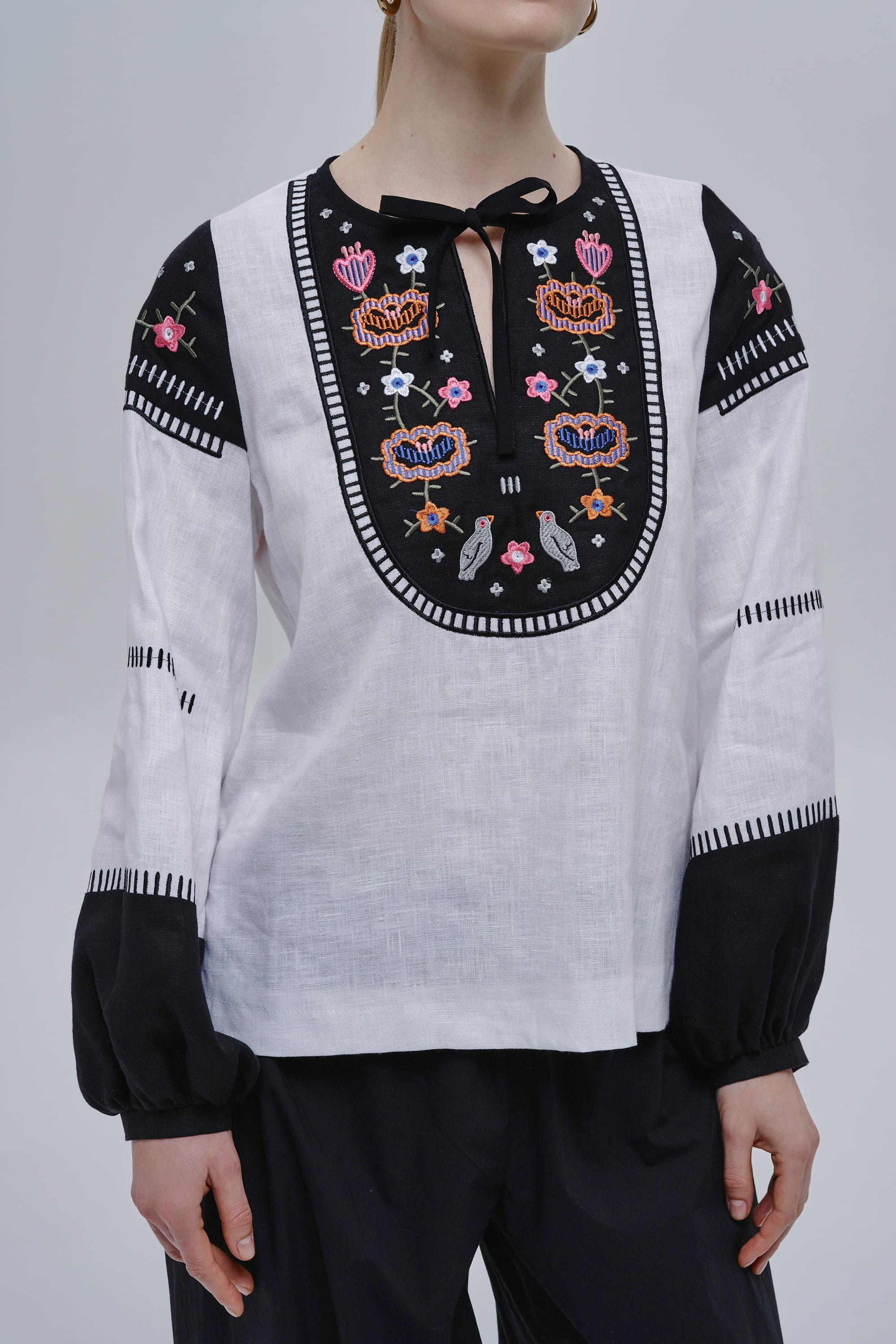 Embroidered white linen women’s blouse Malvy | XS | 40-42