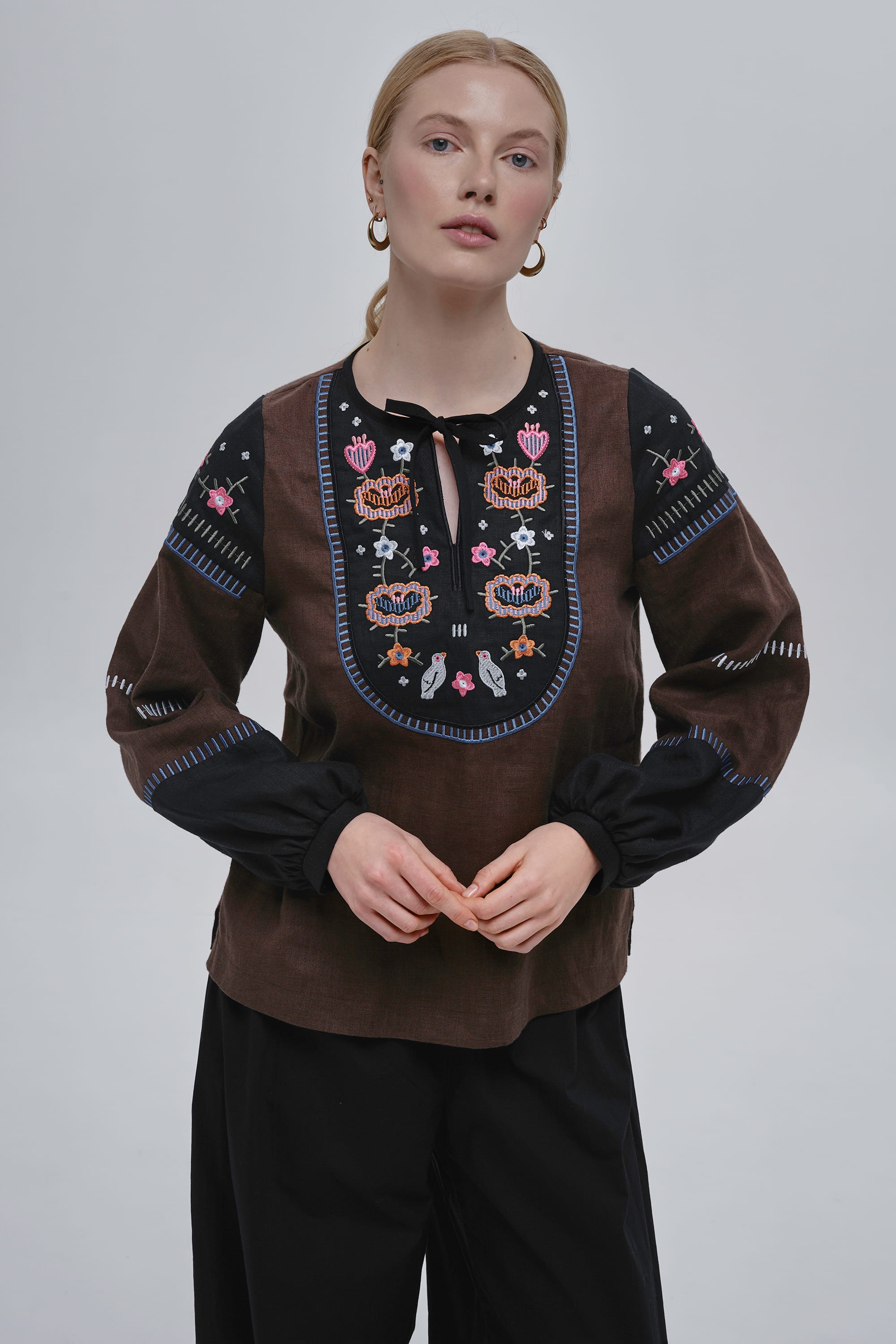 Embroidered brown linen women’s blouse Malvy | XS | 40-42