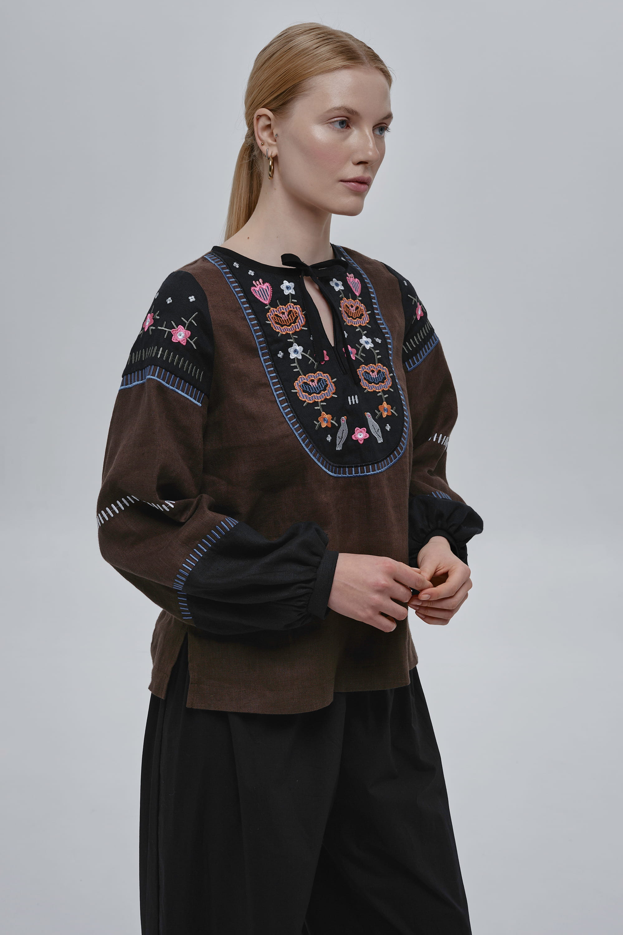 Embroidered brown linen women’s blouse Malvy Embroidered brown linen women’s blouse Malvy